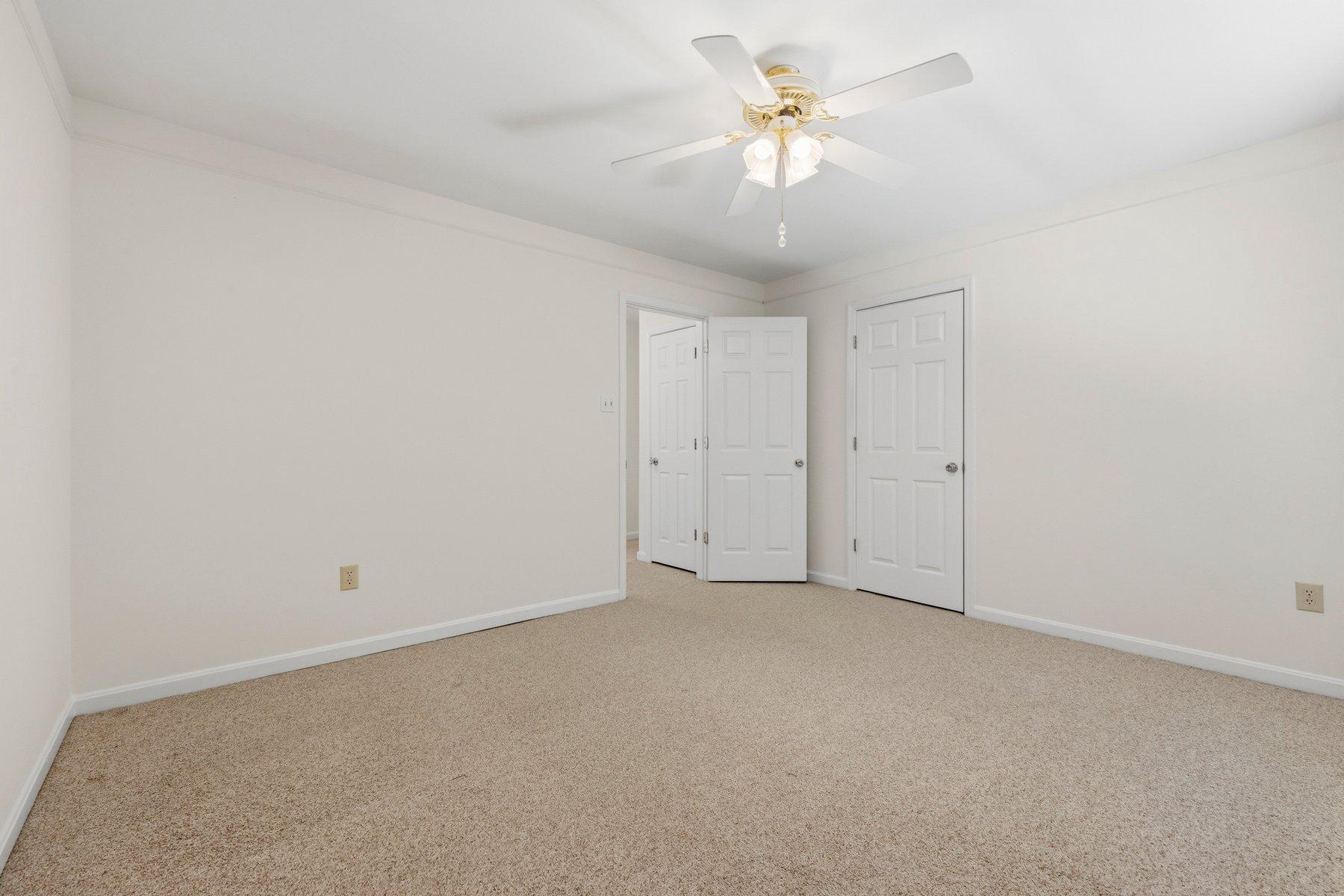 THE MEADOWS - Residential