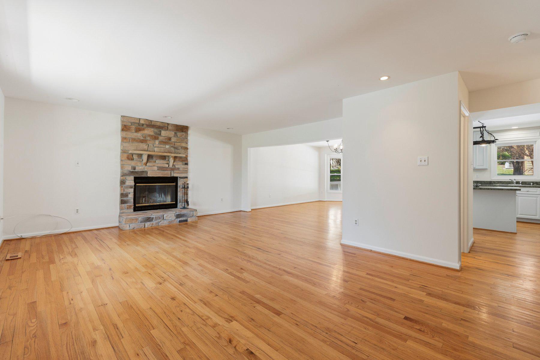 THE MEADOWS - Residential