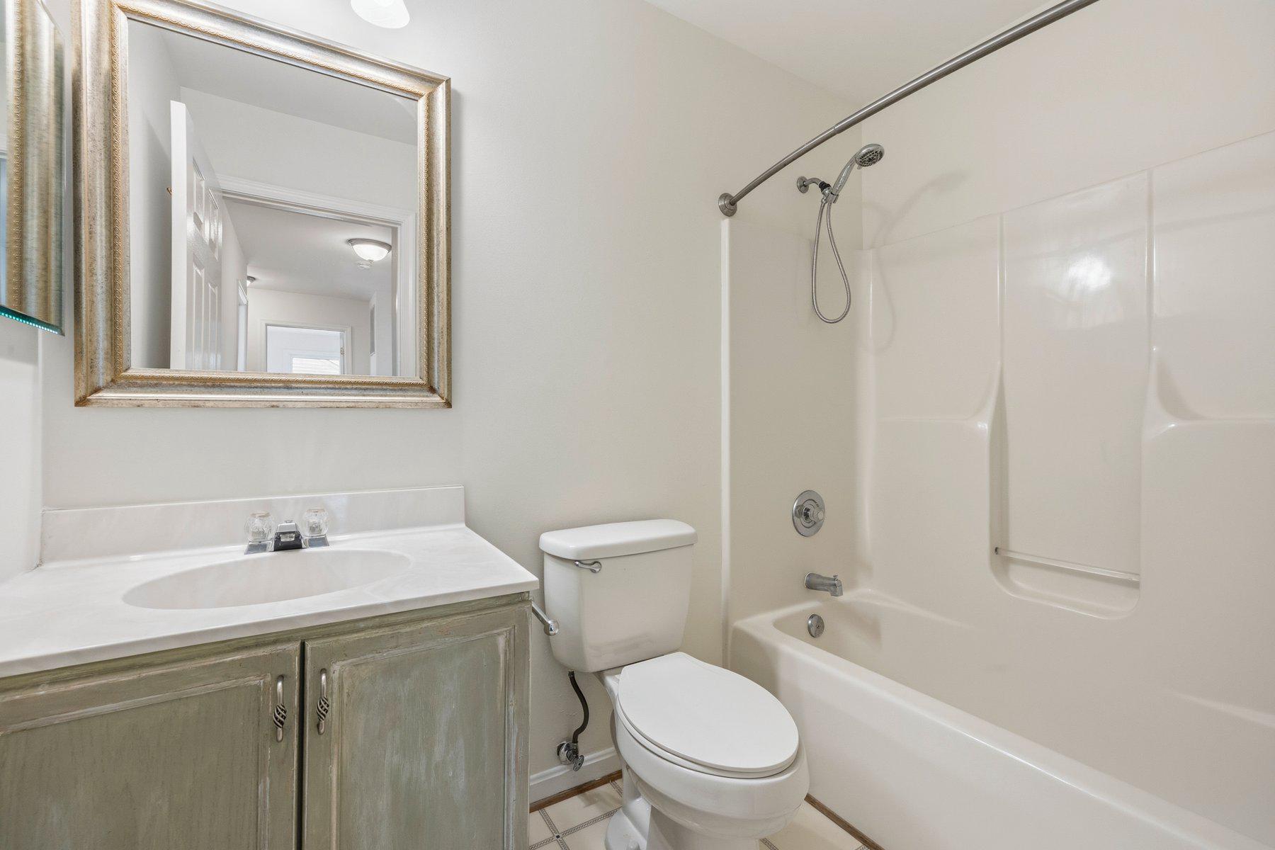 THE MEADOWS - Residential