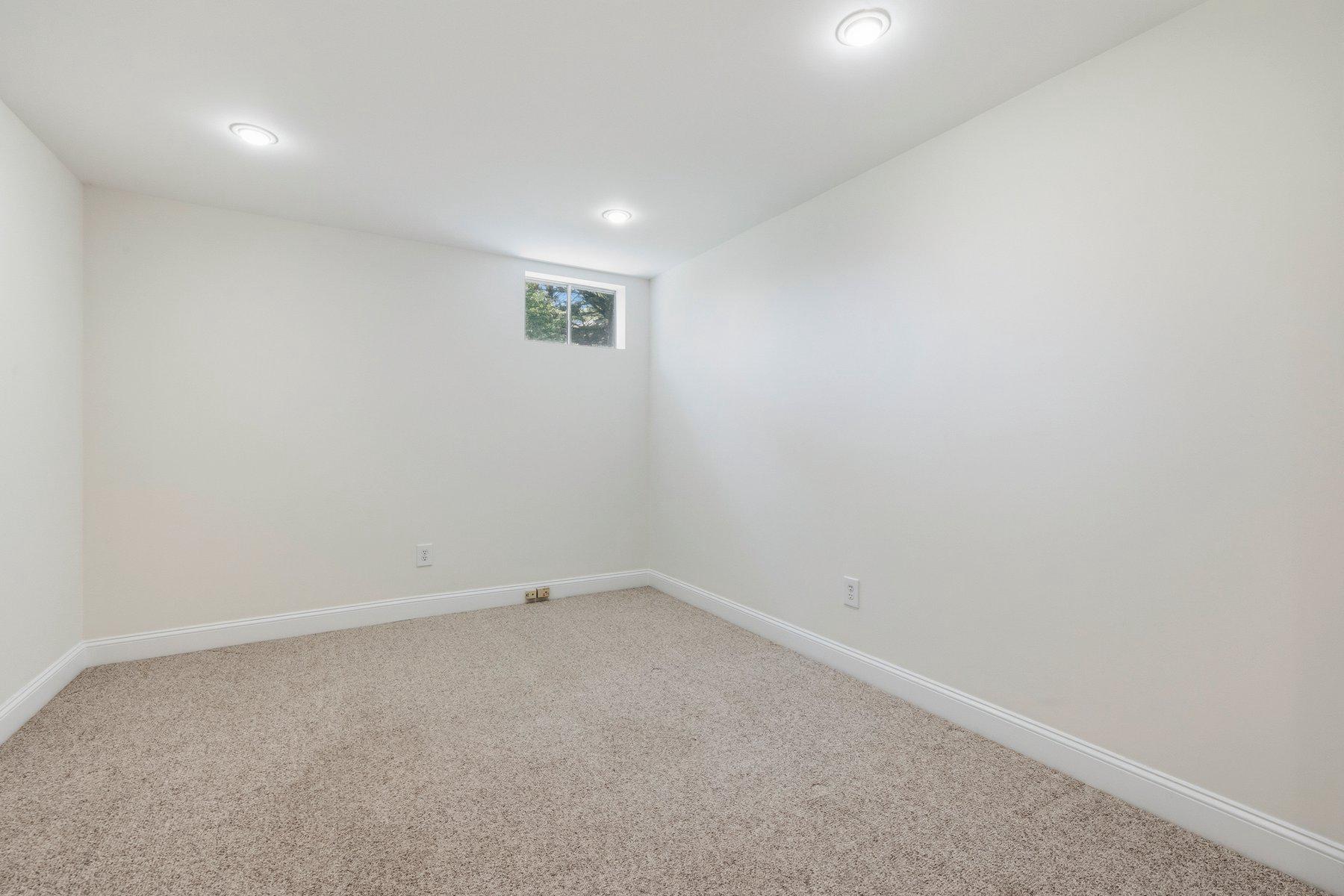 THE MEADOWS - Residential