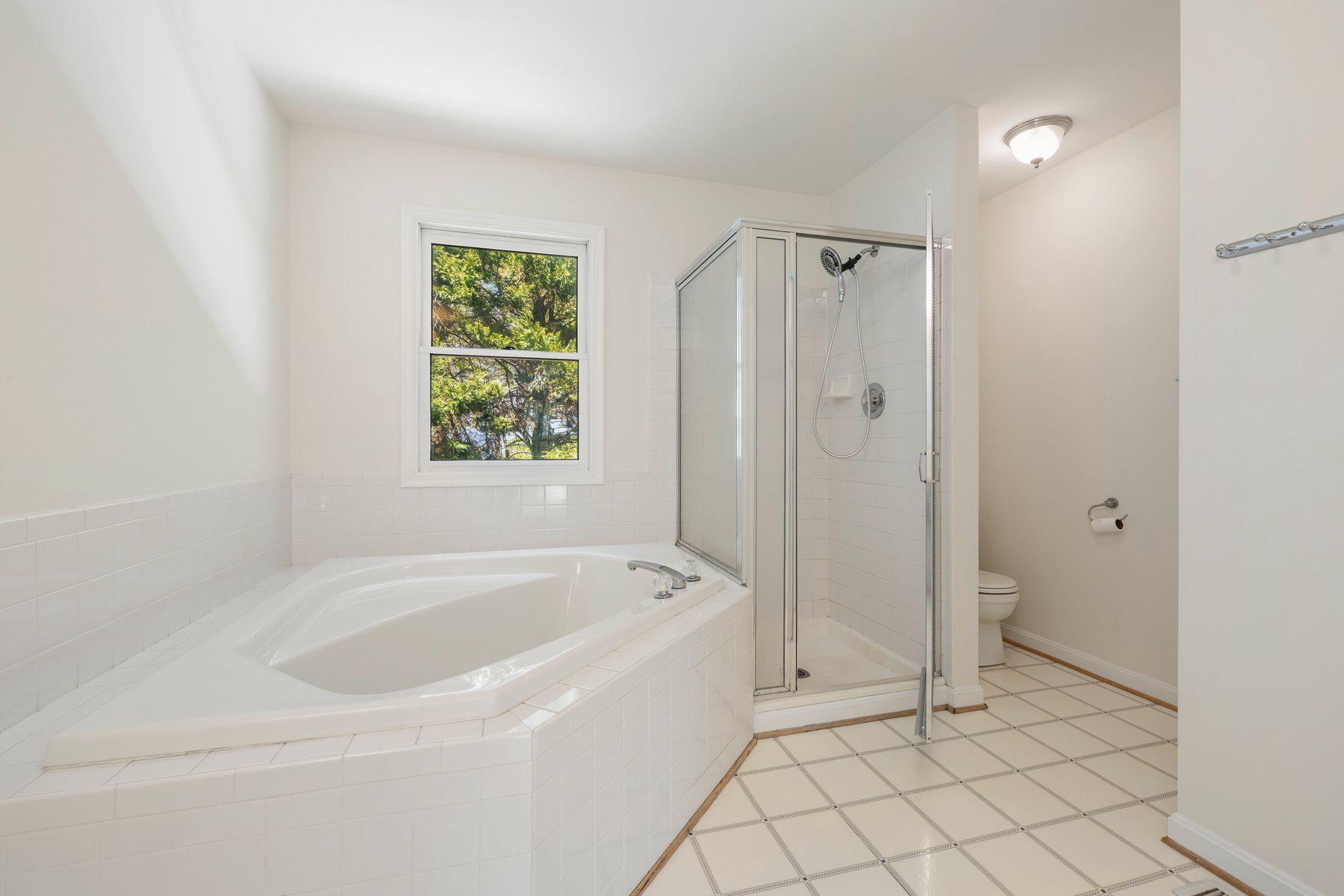 THE MEADOWS - Residential