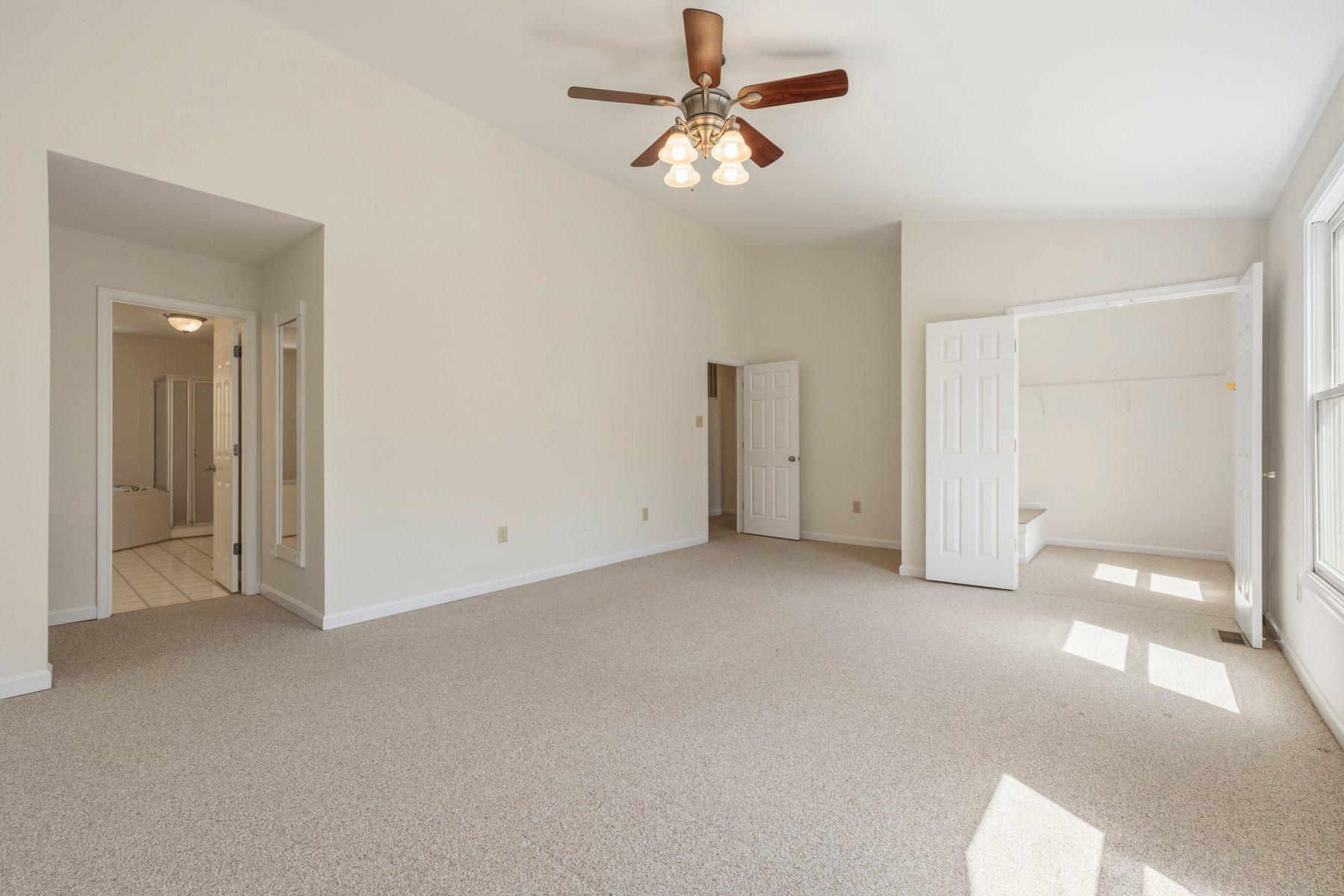 THE MEADOWS - Residential