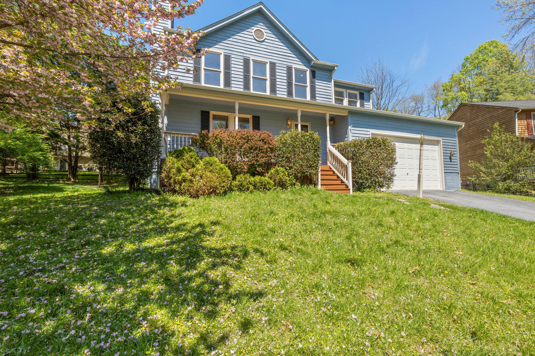 THE MEADOWS - Residential