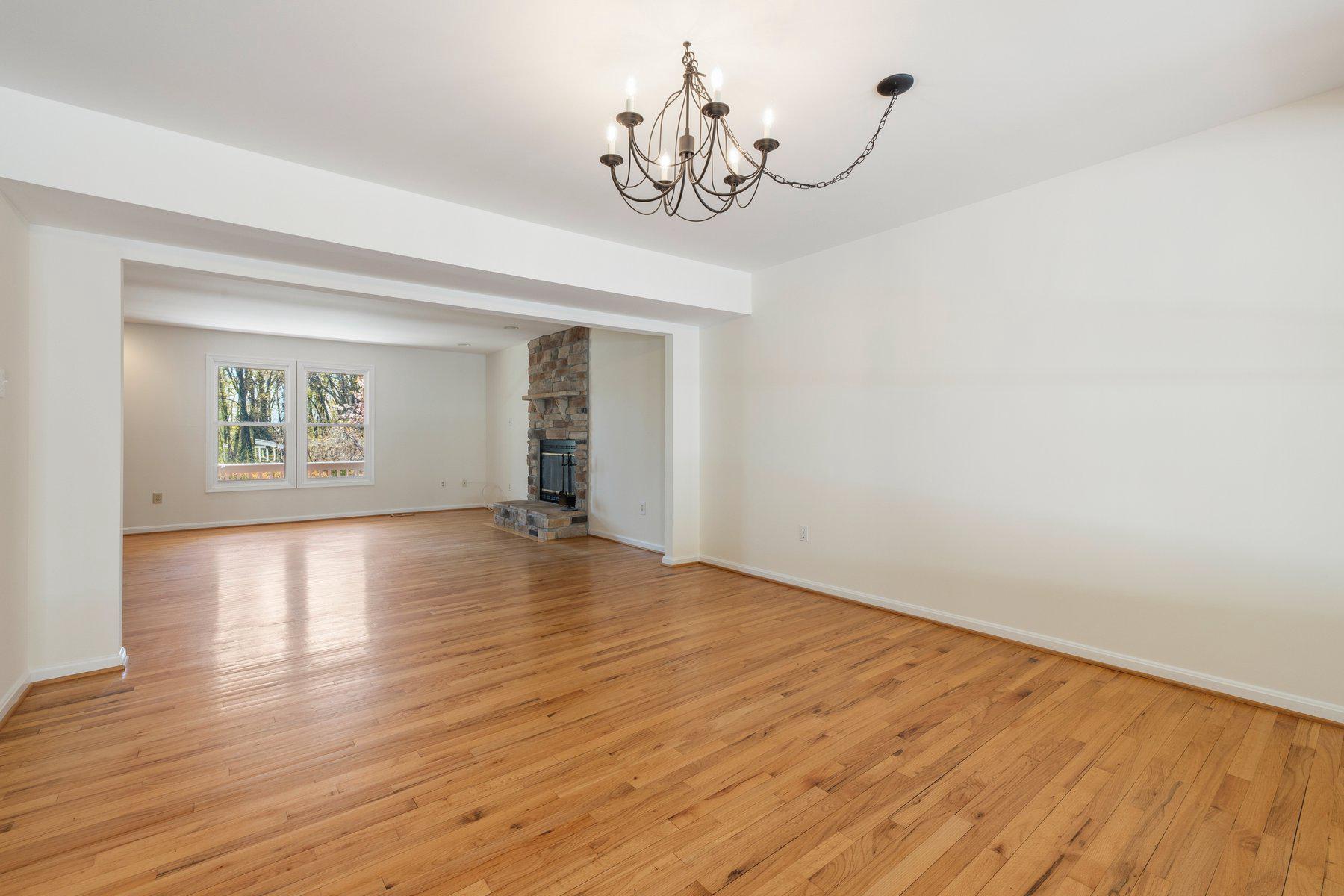 THE MEADOWS - Residential