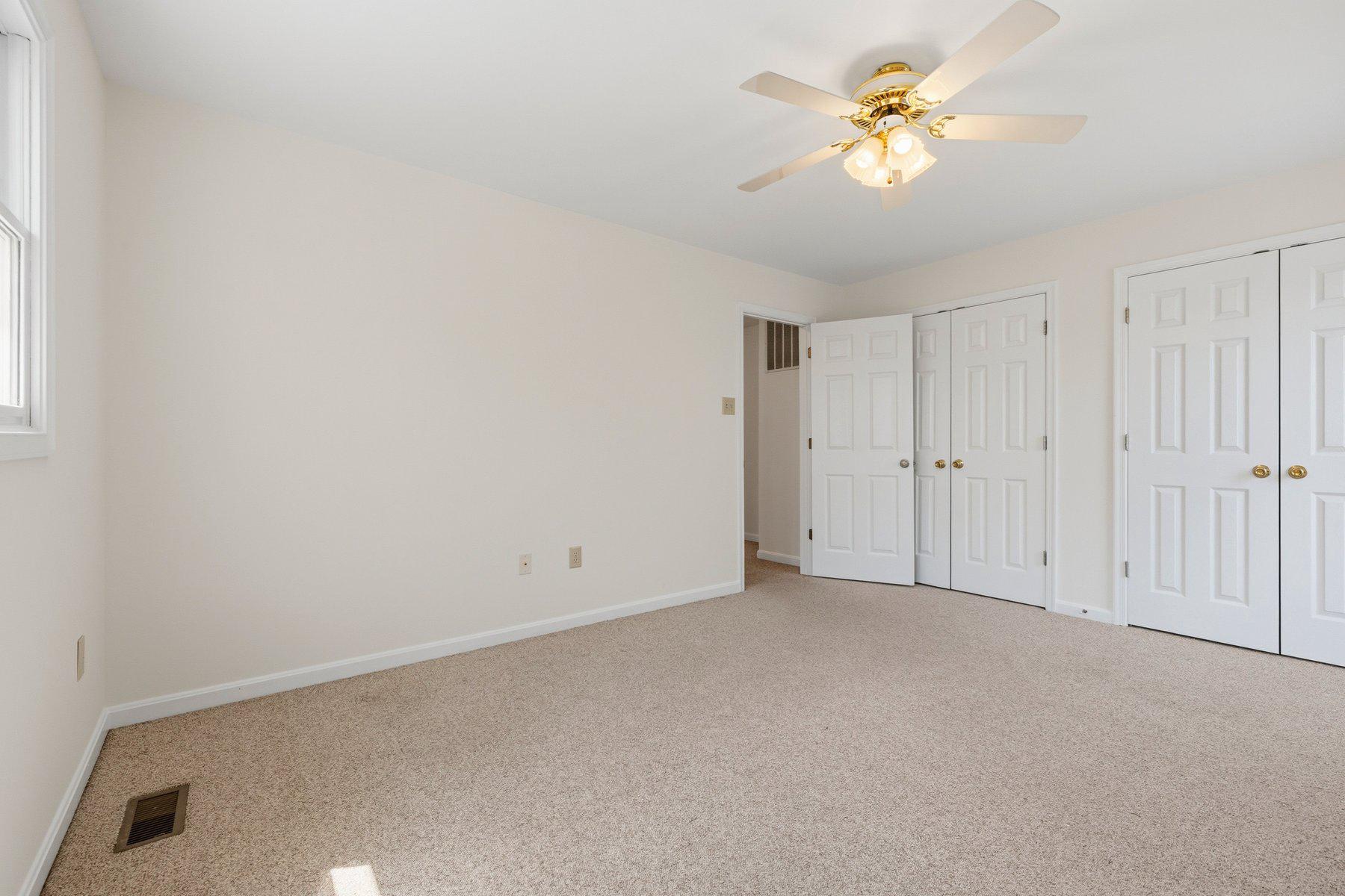 THE MEADOWS - Residential