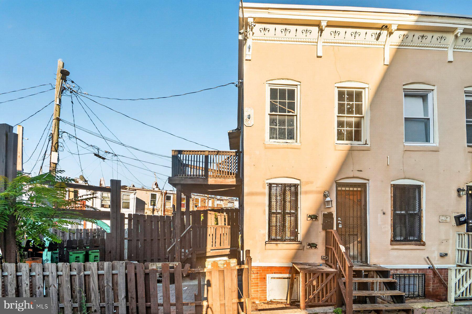 512 CALLENDER STREET