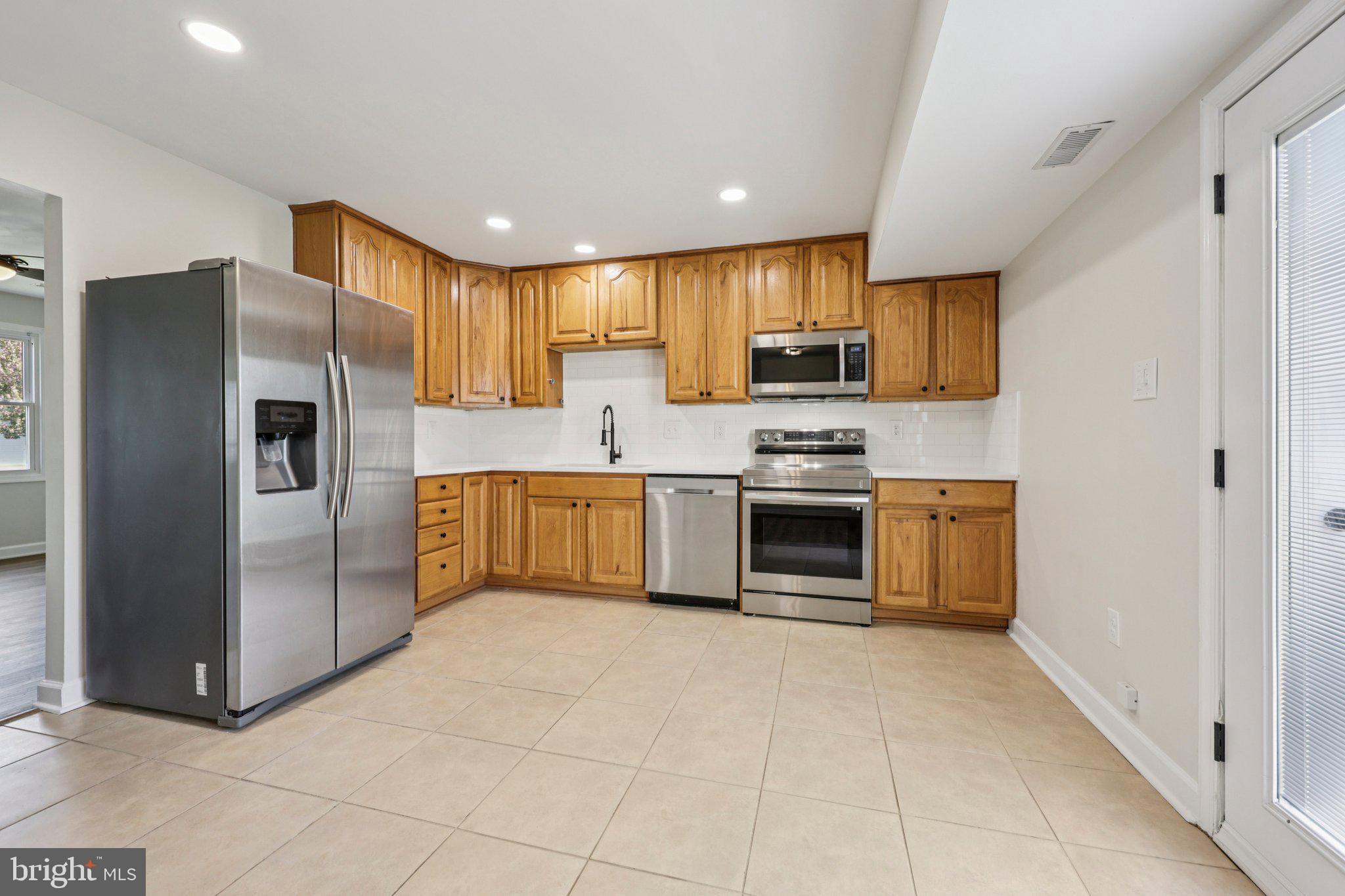 BREEZEWOOD FOREST EAST - Residential