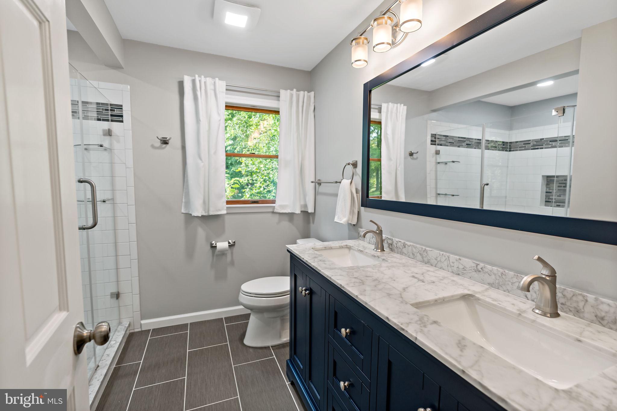 SHEPHERD WEST - Residential