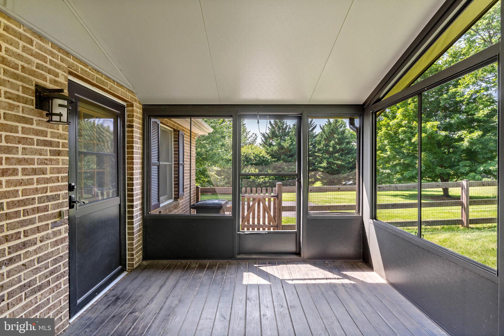 SHEPHERD WEST - Residential