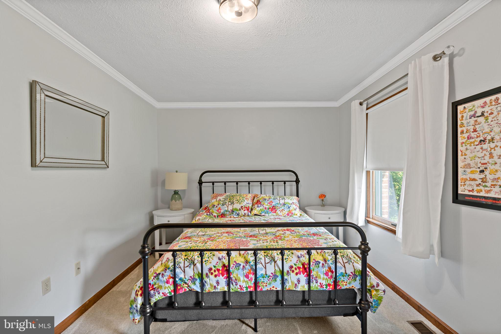 SHEPHERD WEST - Residential