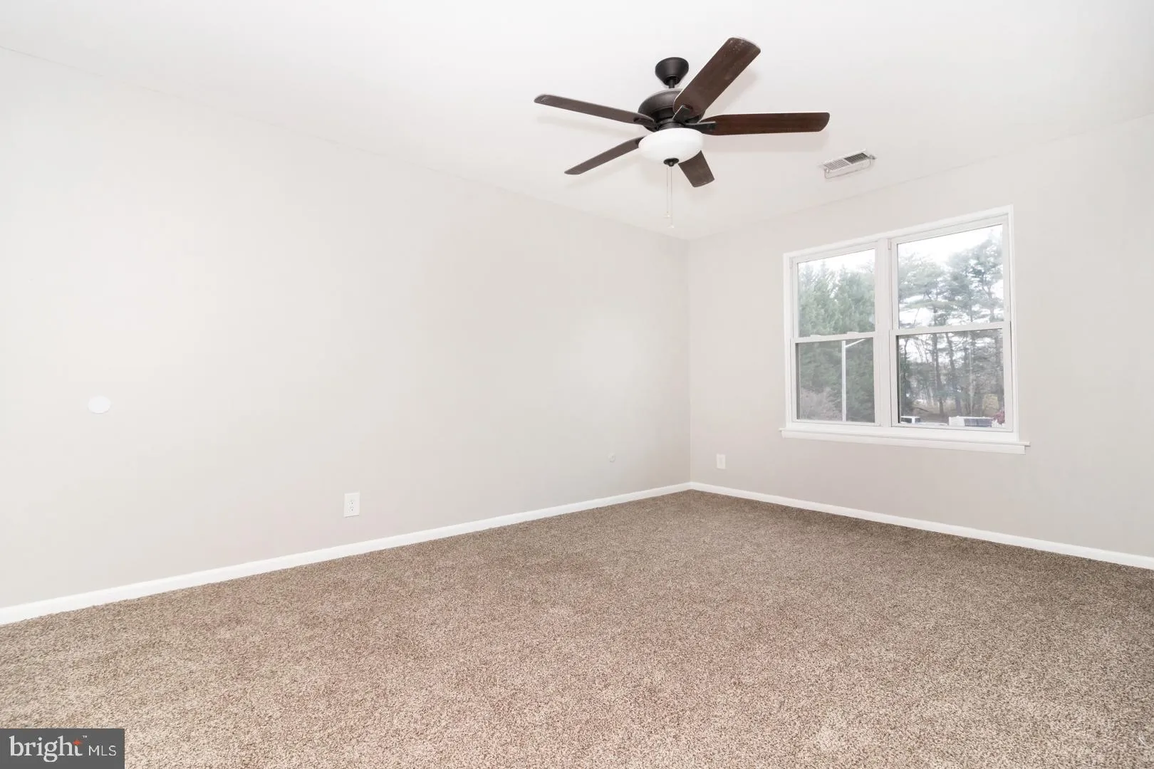 Beverly, New Jersey 08010, United States, 2 Bedrooms Bedrooms, ,2 BathroomsBathrooms,Residential,Active,246951