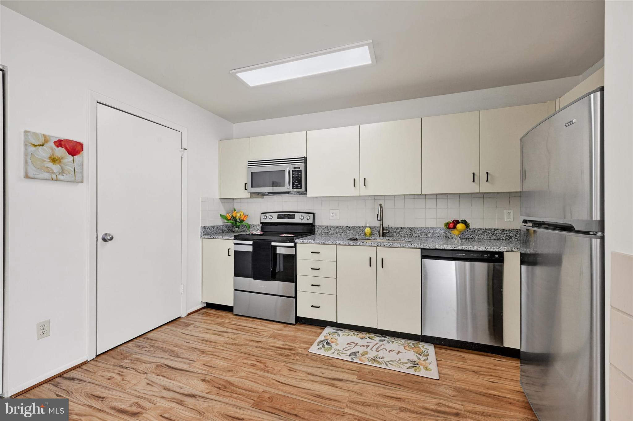 JONES VALLEY - Residential