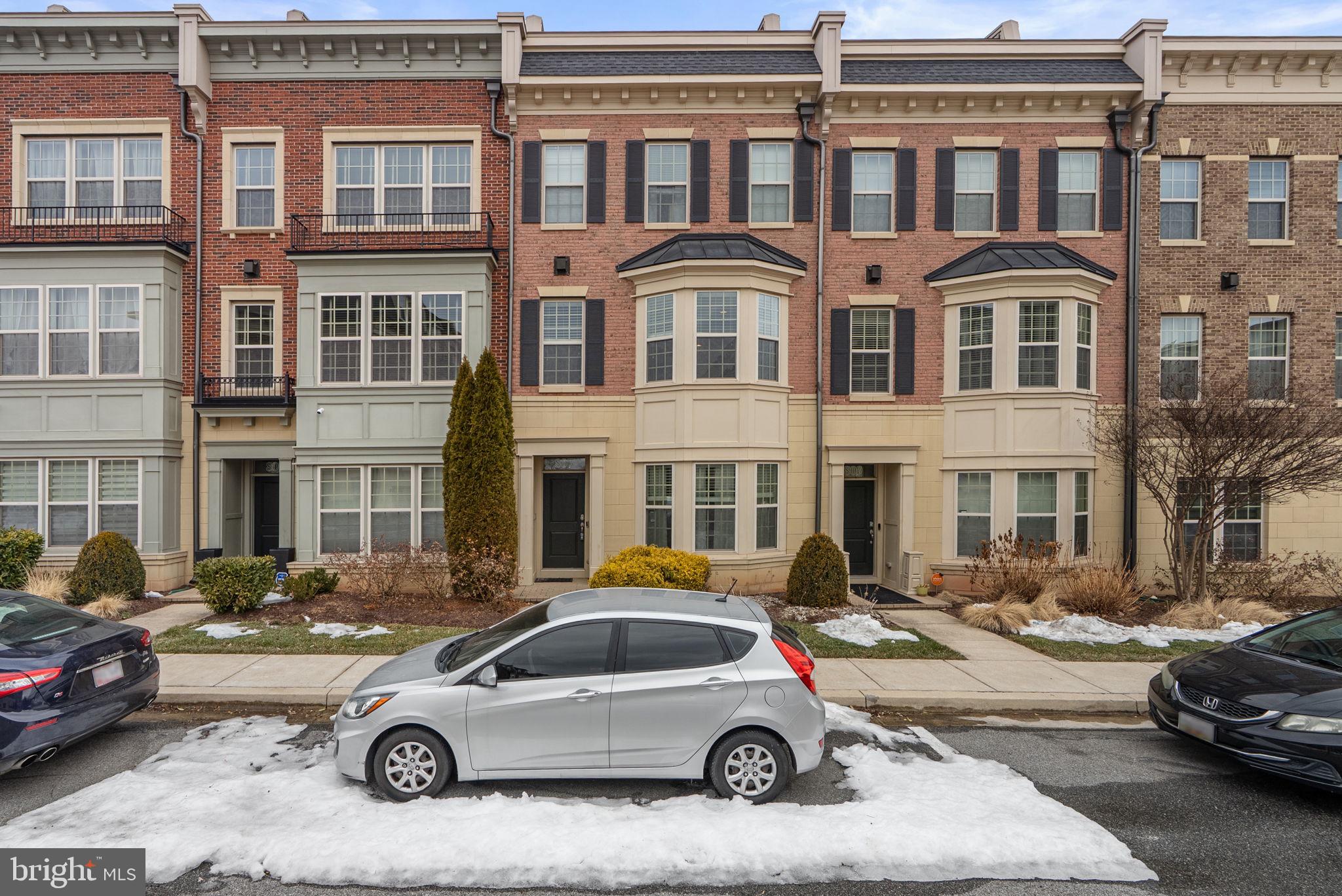 POTOMAC OVERLOOK CONDO - Residential