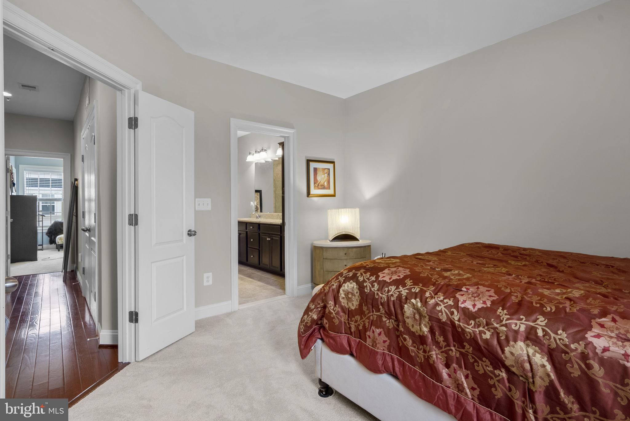 POTOMAC OVERLOOK CONDO - Residential