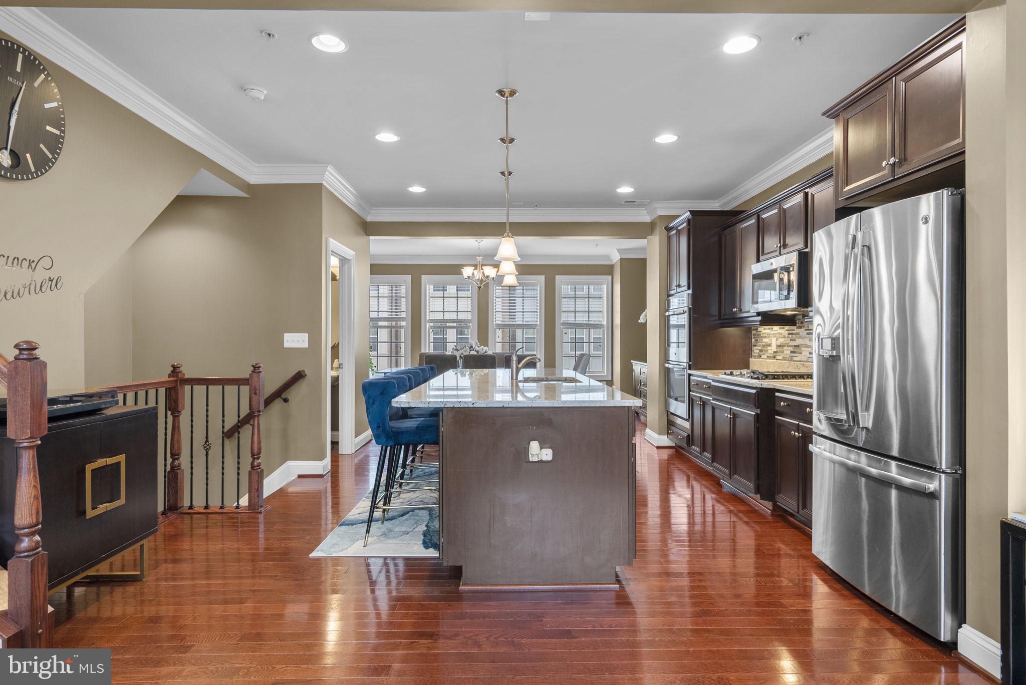 POTOMAC OVERLOOK CONDO - Residential