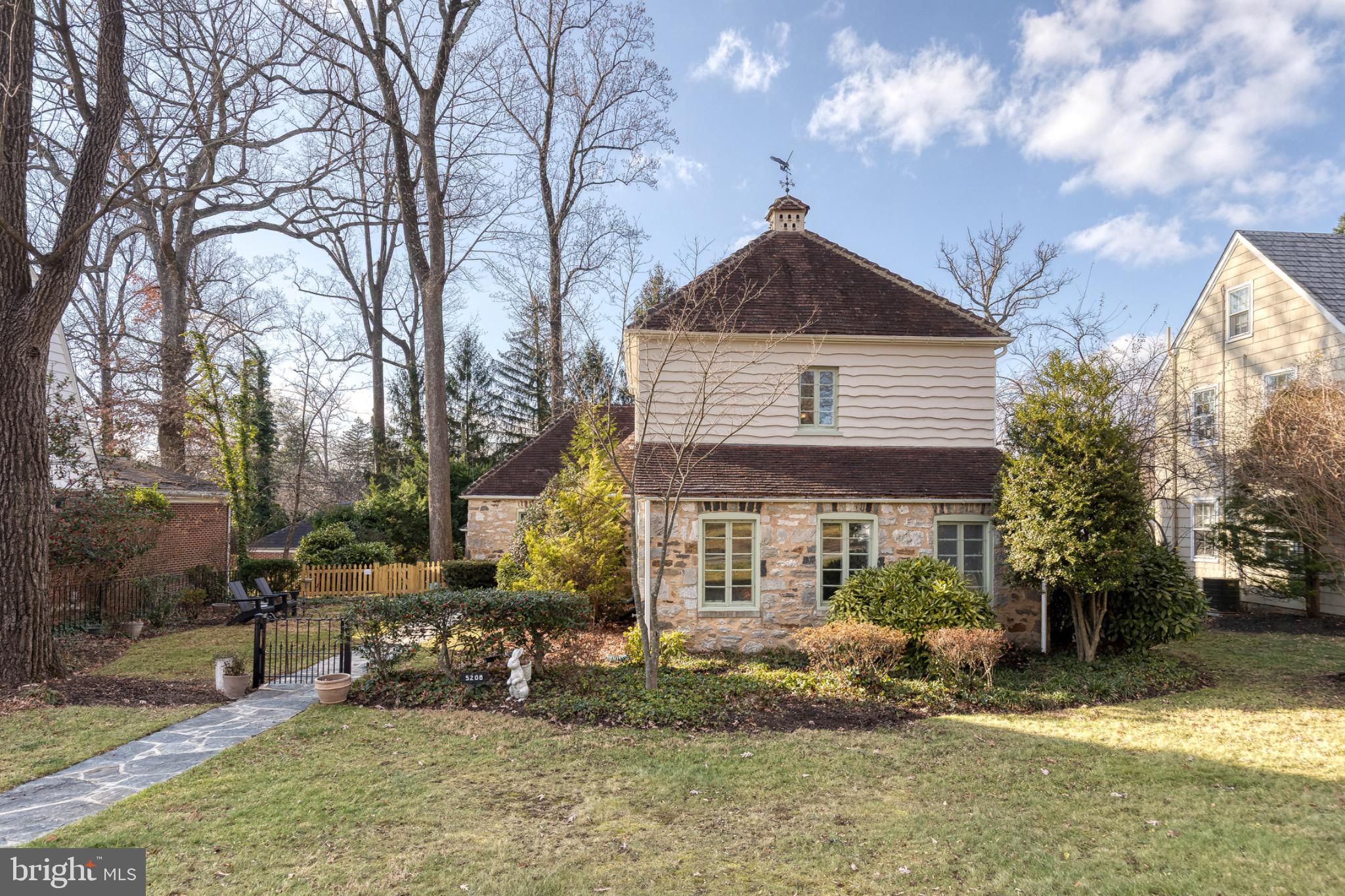 GREATER HOMELAND HISTORIC DISTRICT - Residential