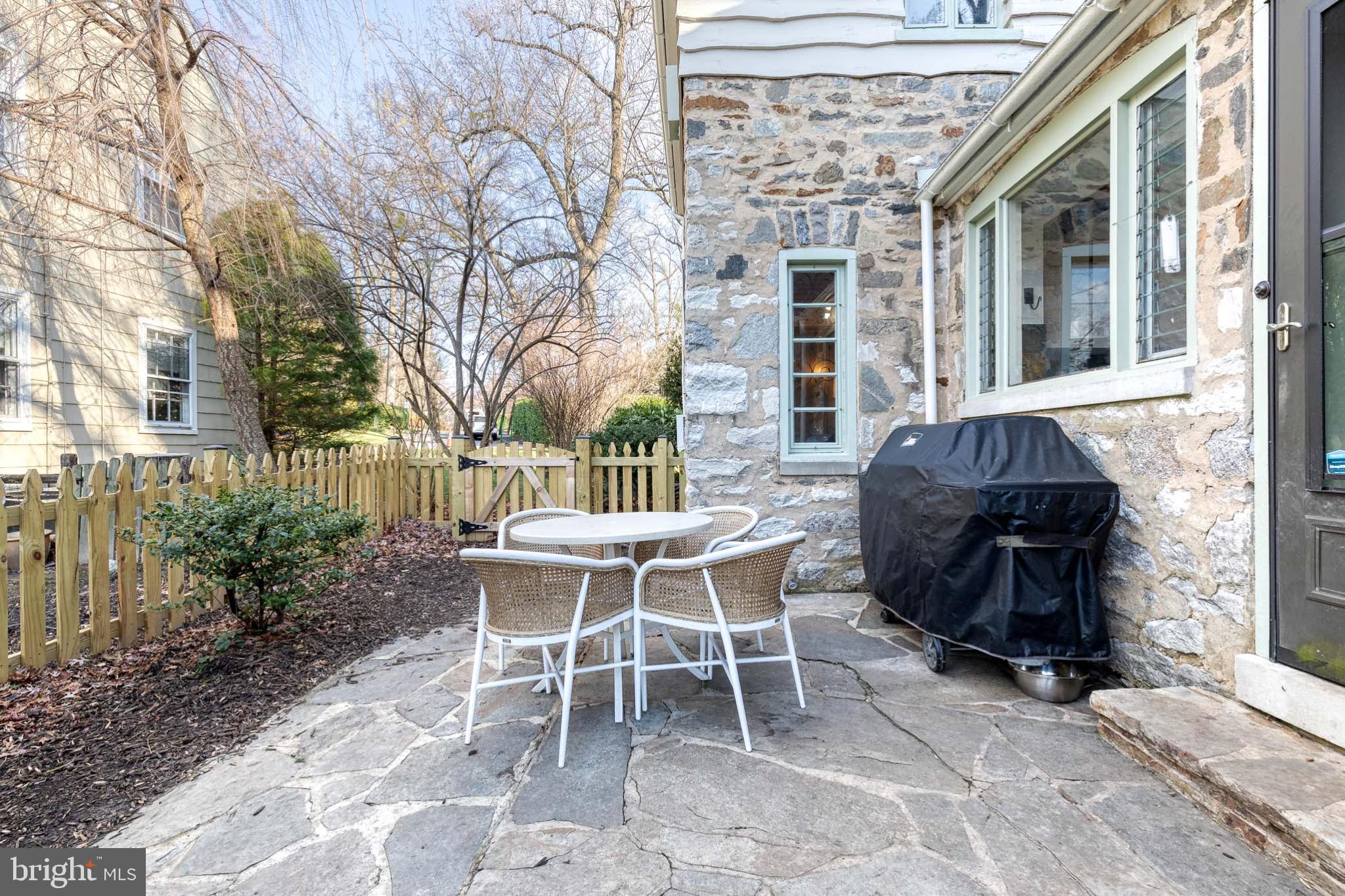 GREATER HOMELAND HISTORIC DISTRICT - Residential