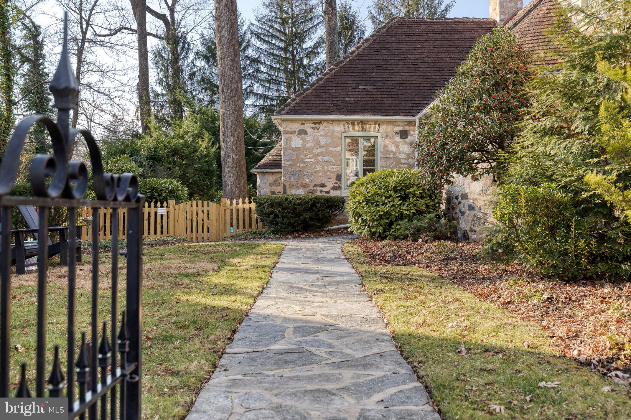 GREATER HOMELAND HISTORIC DISTRICT - Residential