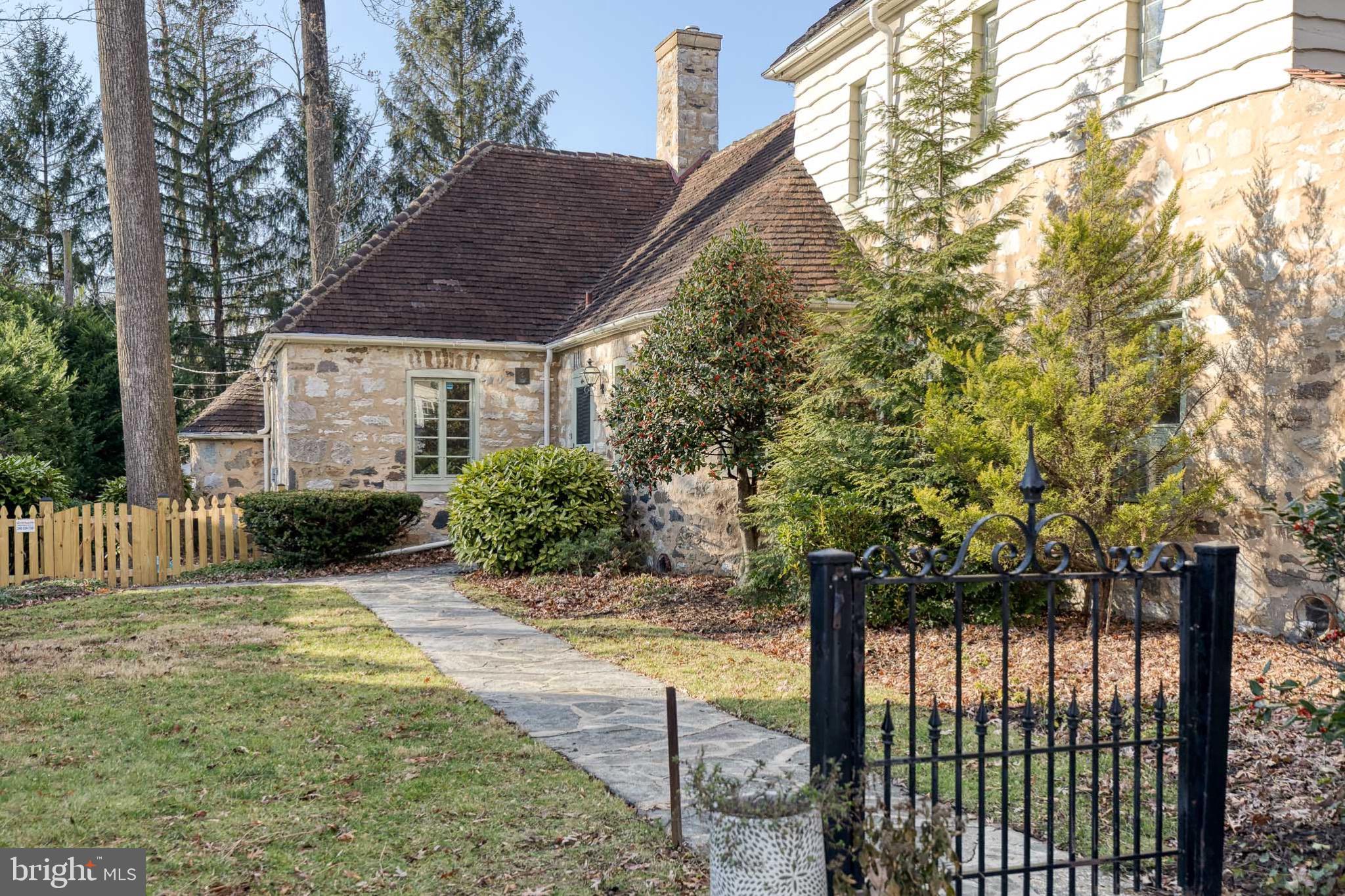 GREATER HOMELAND HISTORIC DISTRICT - Residential