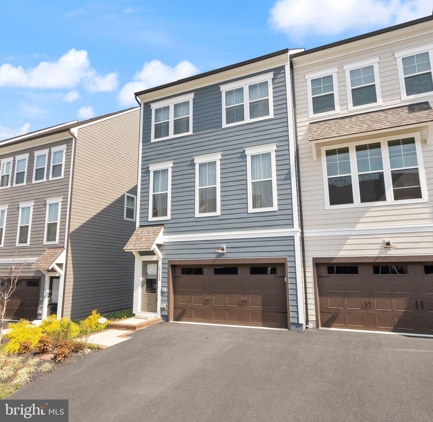 1719 BEECH LEAF STREET