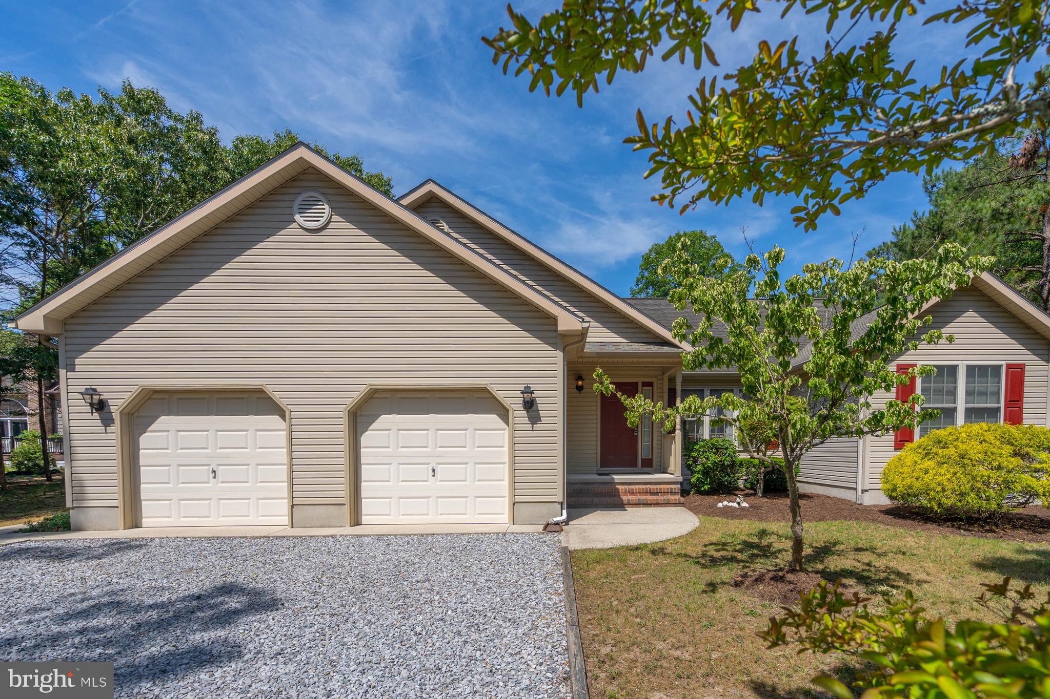 23590 HOLLY CIRCLE