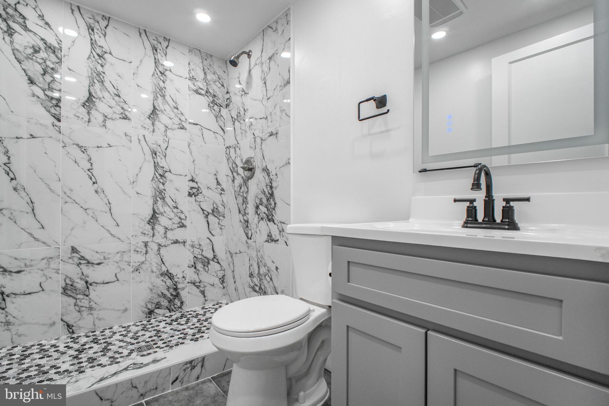 LURAY DOWNTOWN - Residential