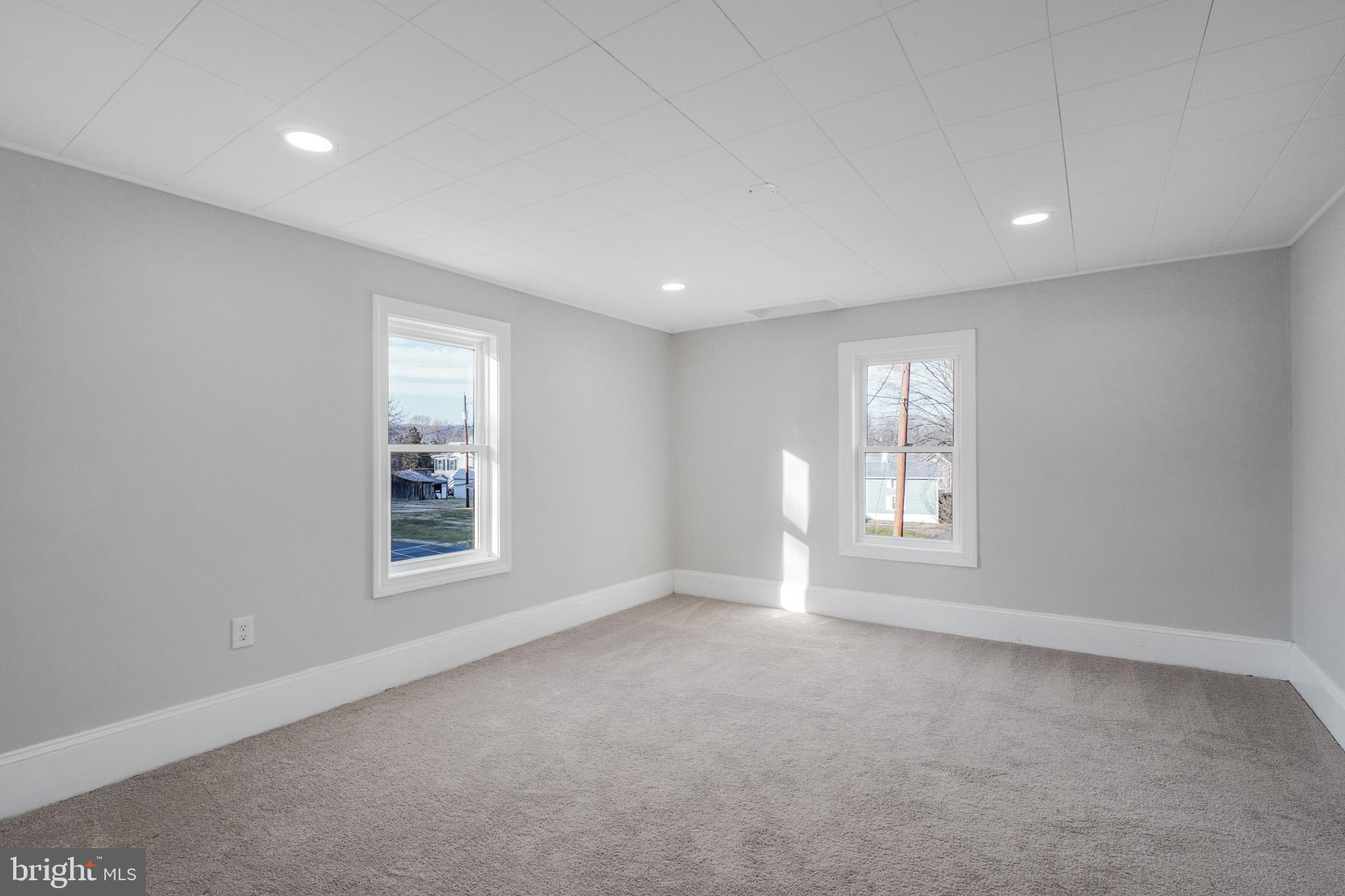 LURAY DOWNTOWN - Residential