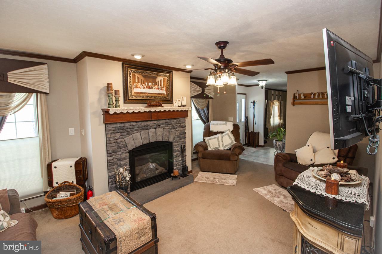 HIGHLAND ESTATES - Residential