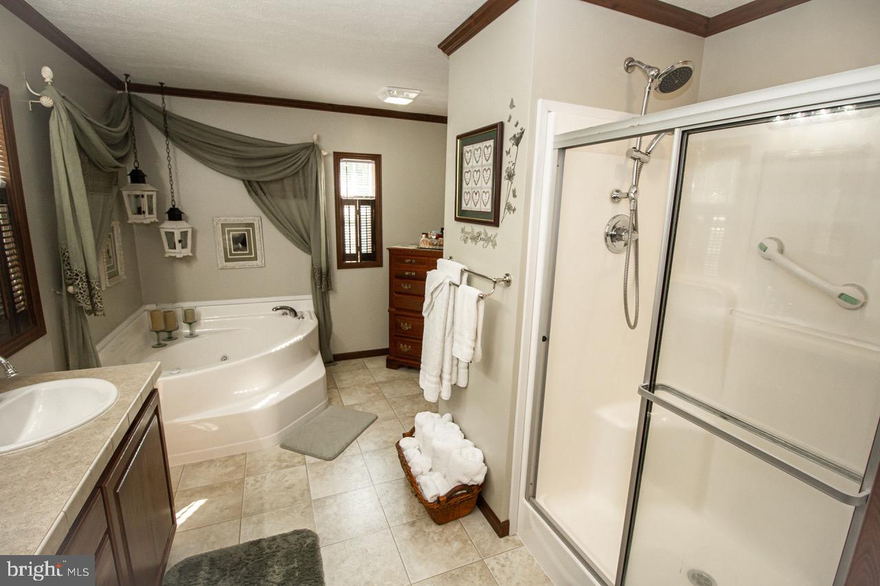 HIGHLAND ESTATES - Residential