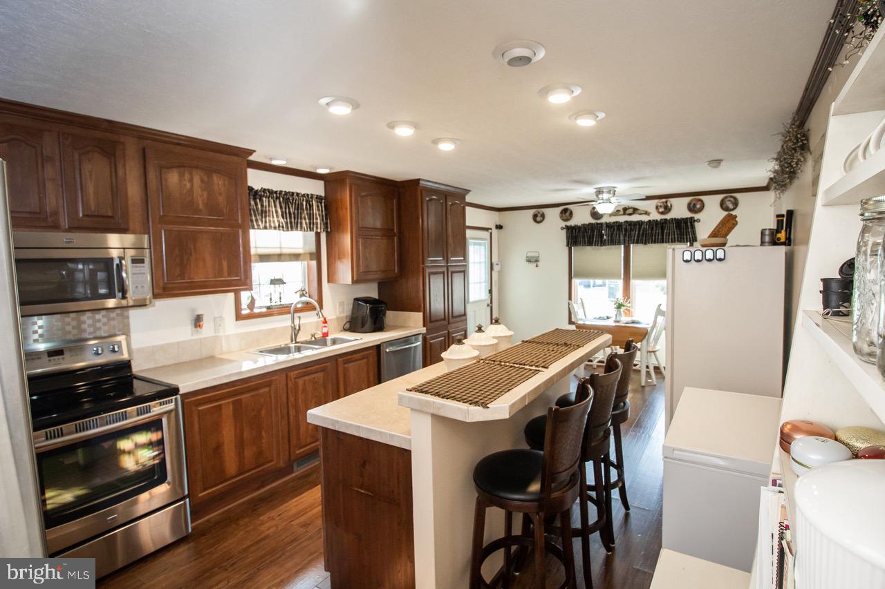 HIGHLAND ESTATES - Residential