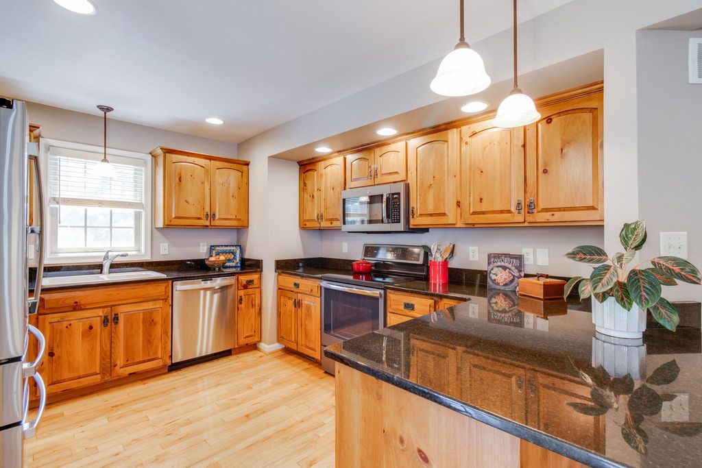 Photo of 1016 Cambridge Drive, MANHEIM, PA 17545 (MLS # PALA2089294)