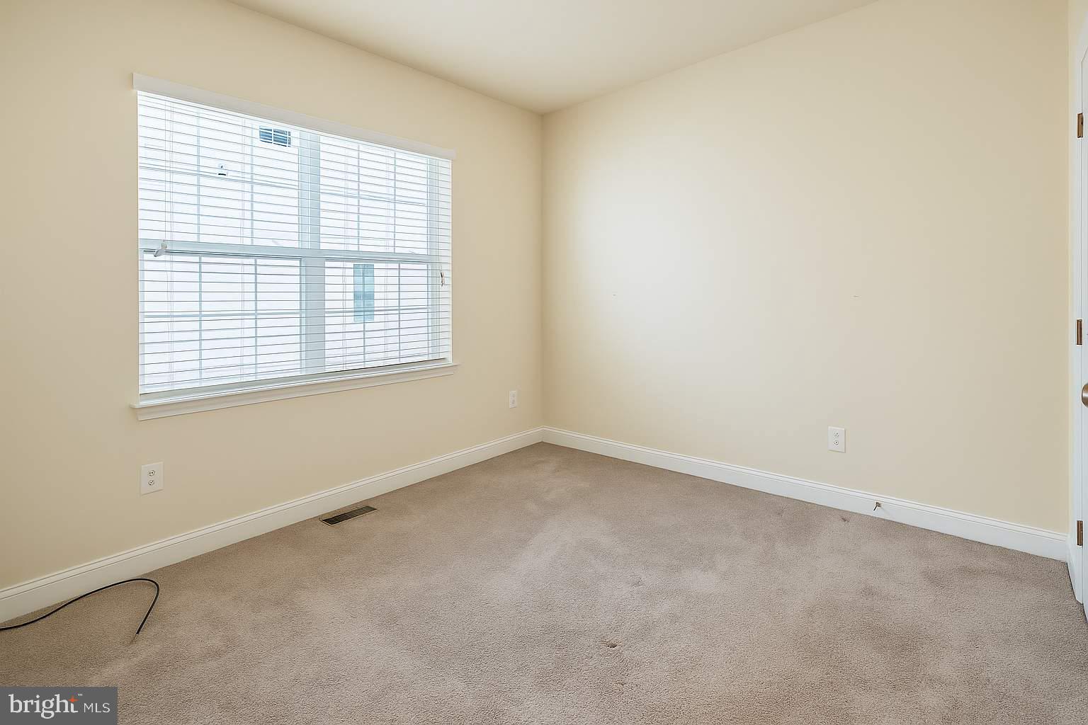 GLENEAGLES - Residential Lease