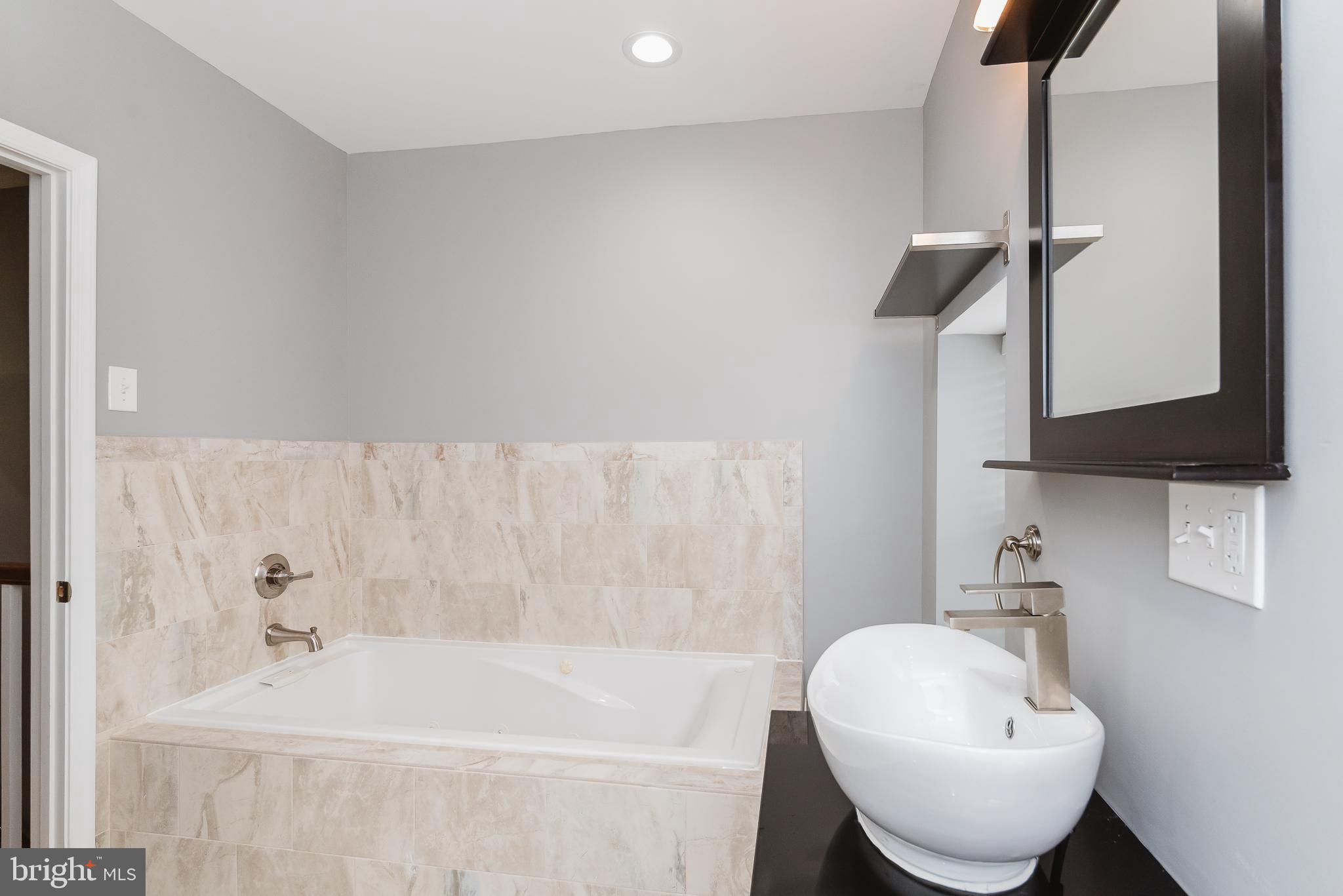 UPPER FELLS POINT - Residential