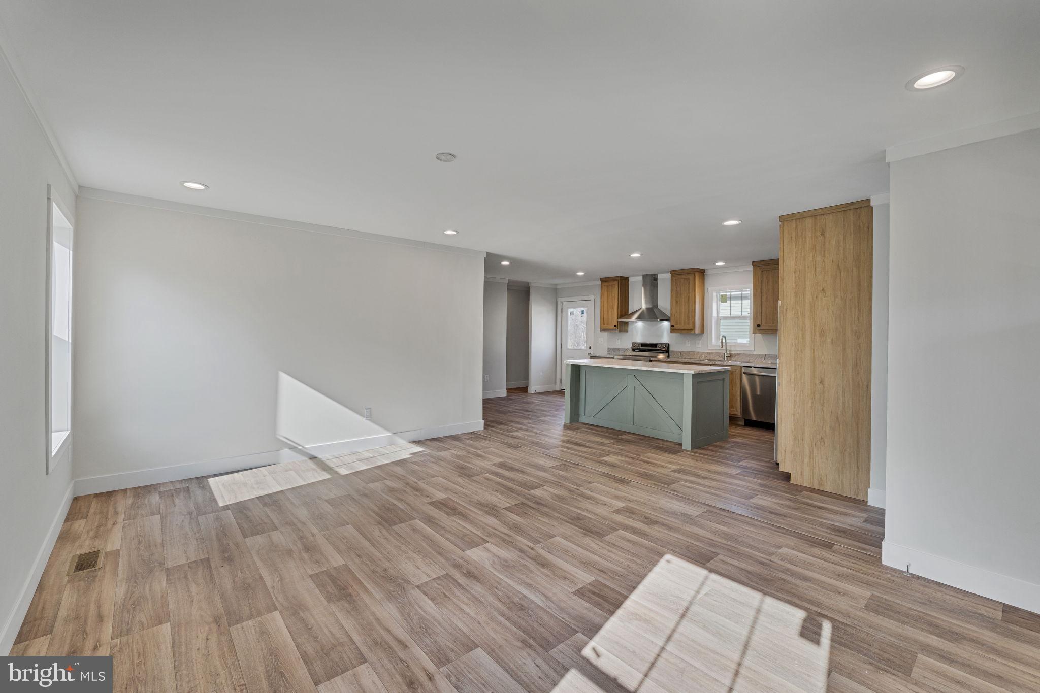 TOWN OF GORDONSVILLE - Residential