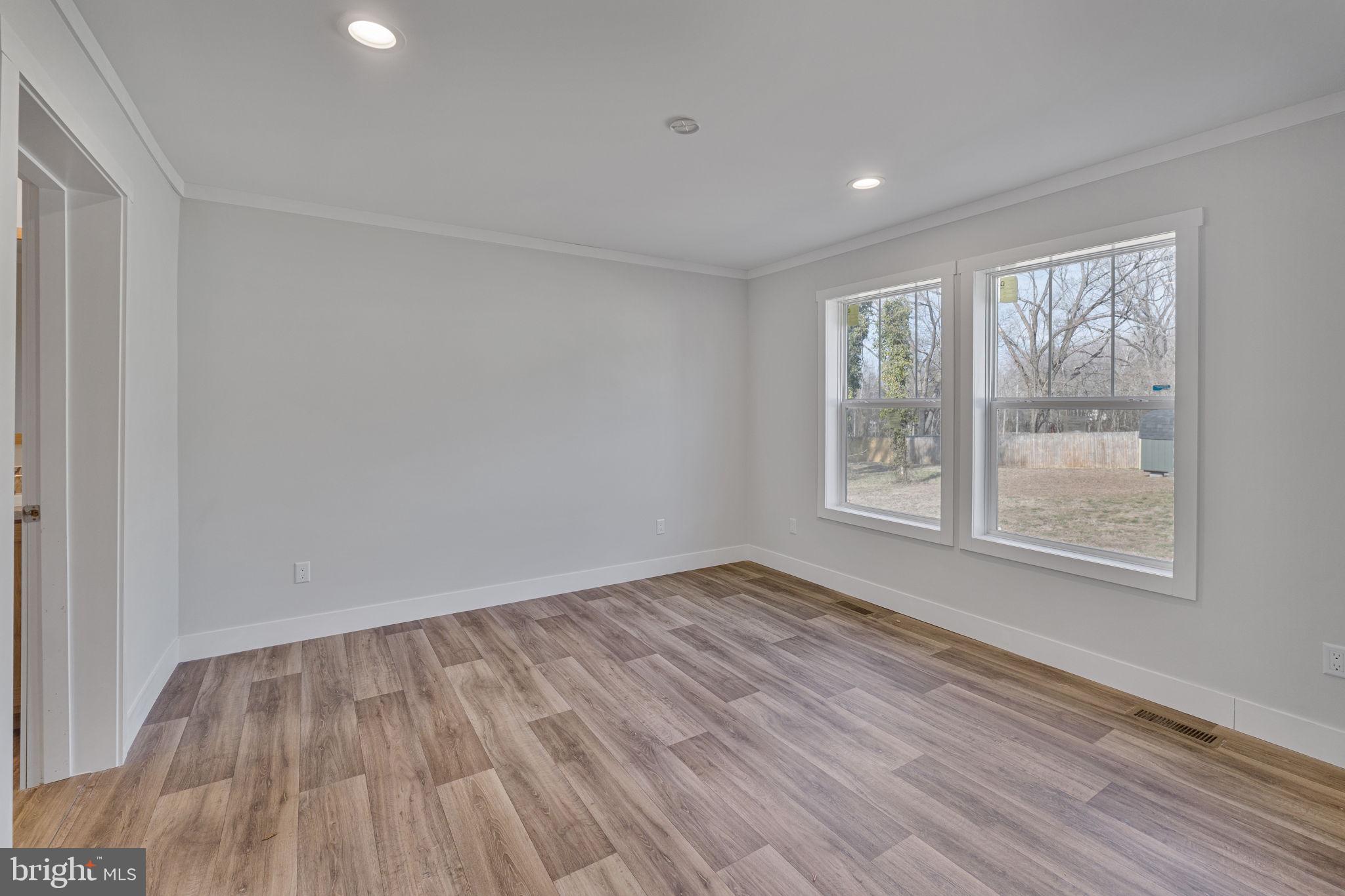 TOWN OF GORDONSVILLE - Residential