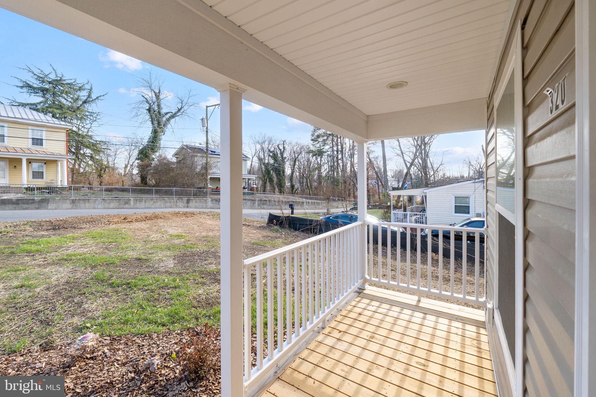 TOWN OF GORDONSVILLE - Residential