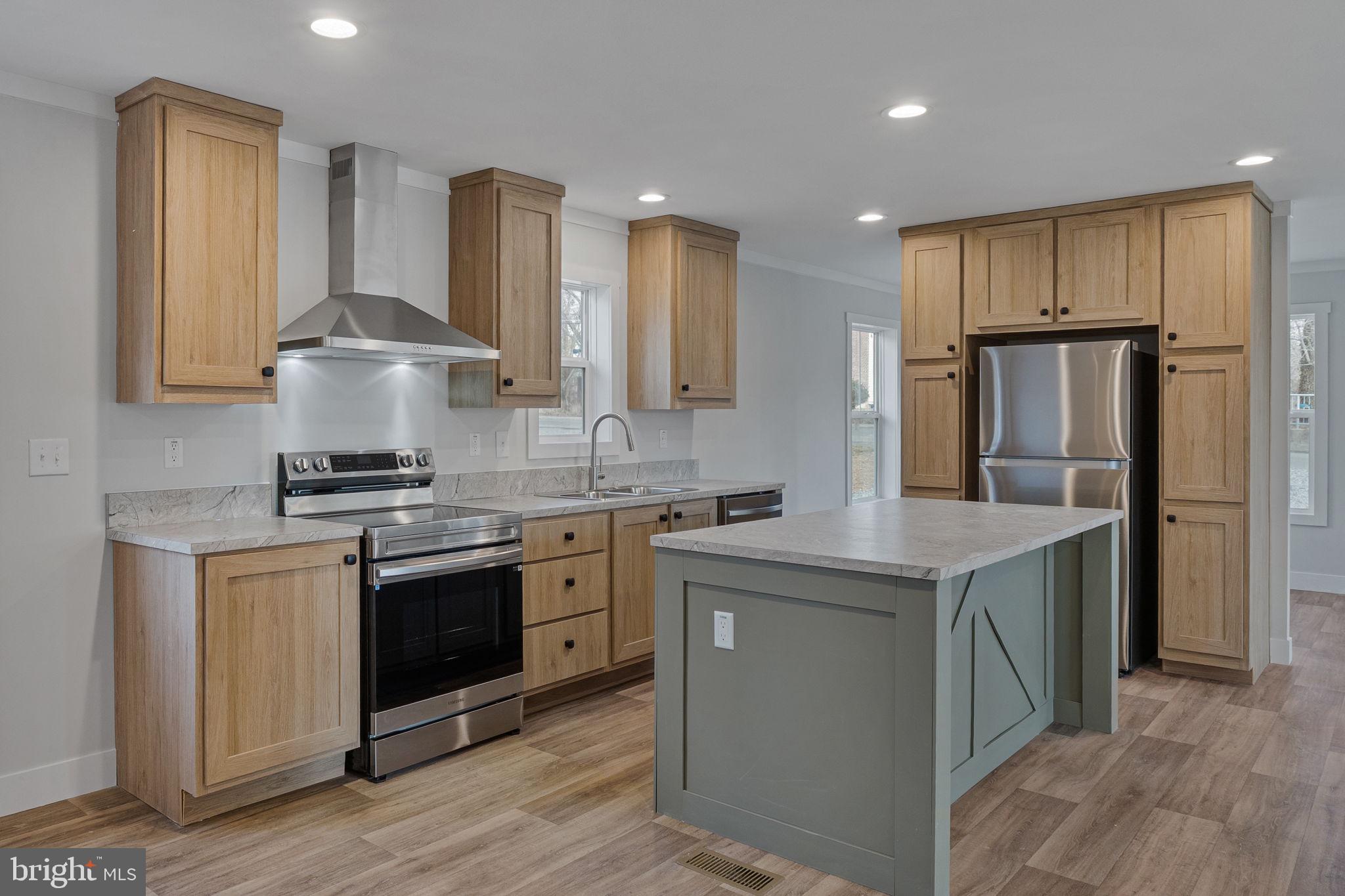 TOWN OF GORDONSVILLE - Residential