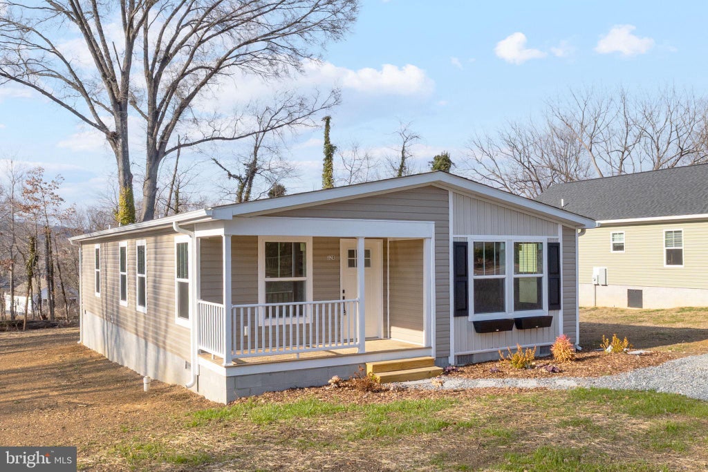 Photo of 320 East Street, GORDONSVILLE, VA 22942 (MLS # VAOR2013288)