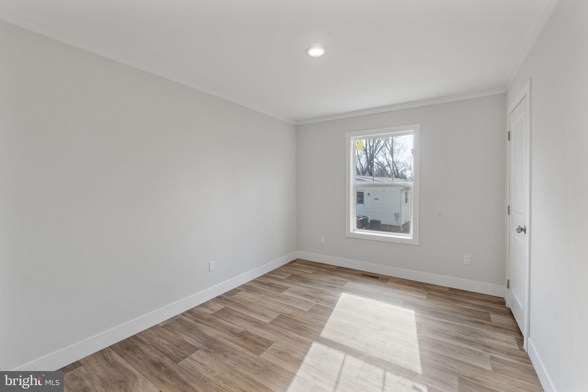 TOWN OF GORDONSVILLE - Residential