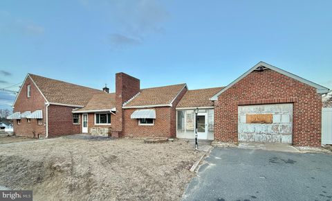 Homes For Sale - 1050 Woodland Avenue<br/> GLENDORA, NJ 08029