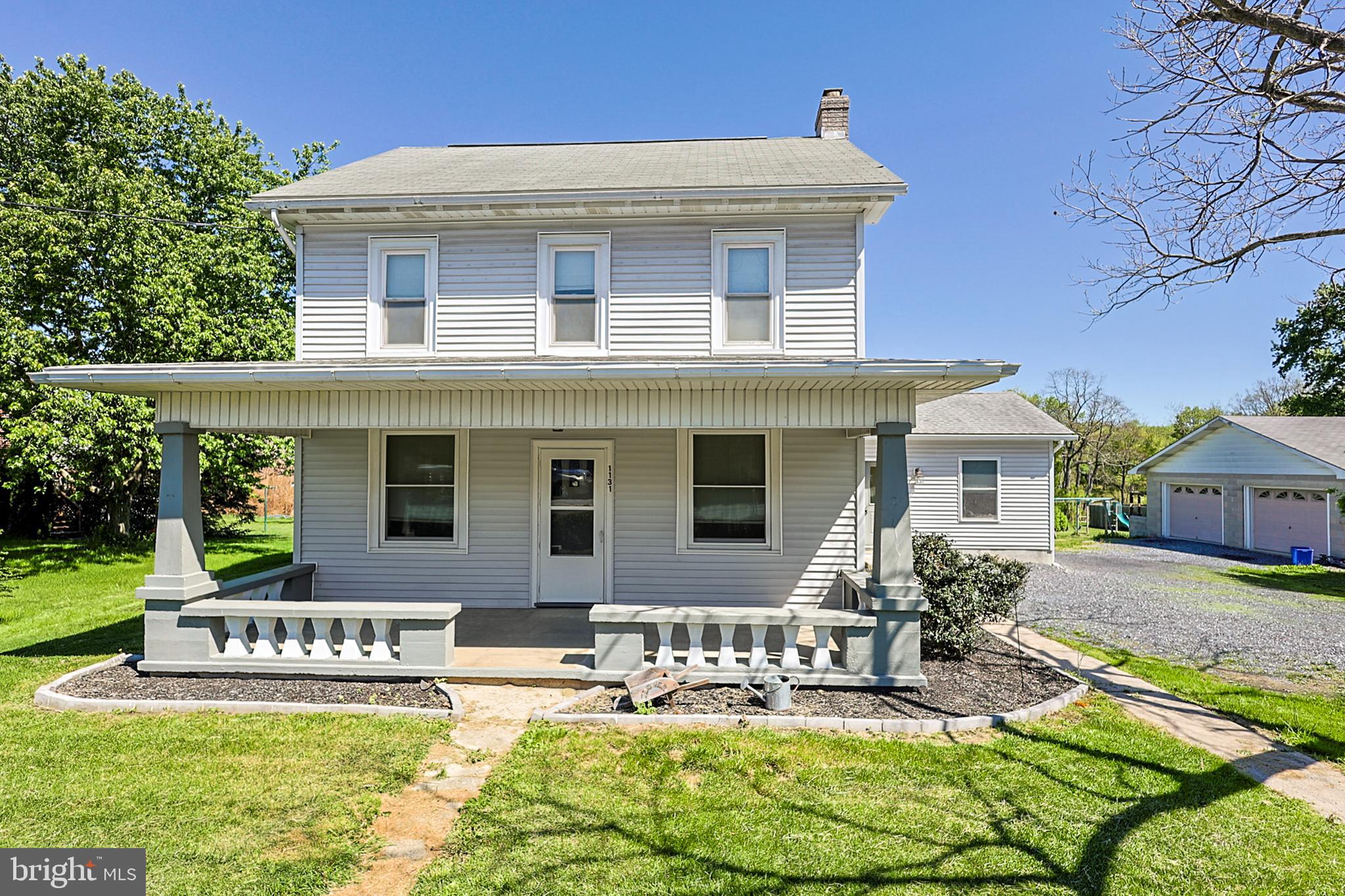 1131 E LIZARD CREEK ROAD