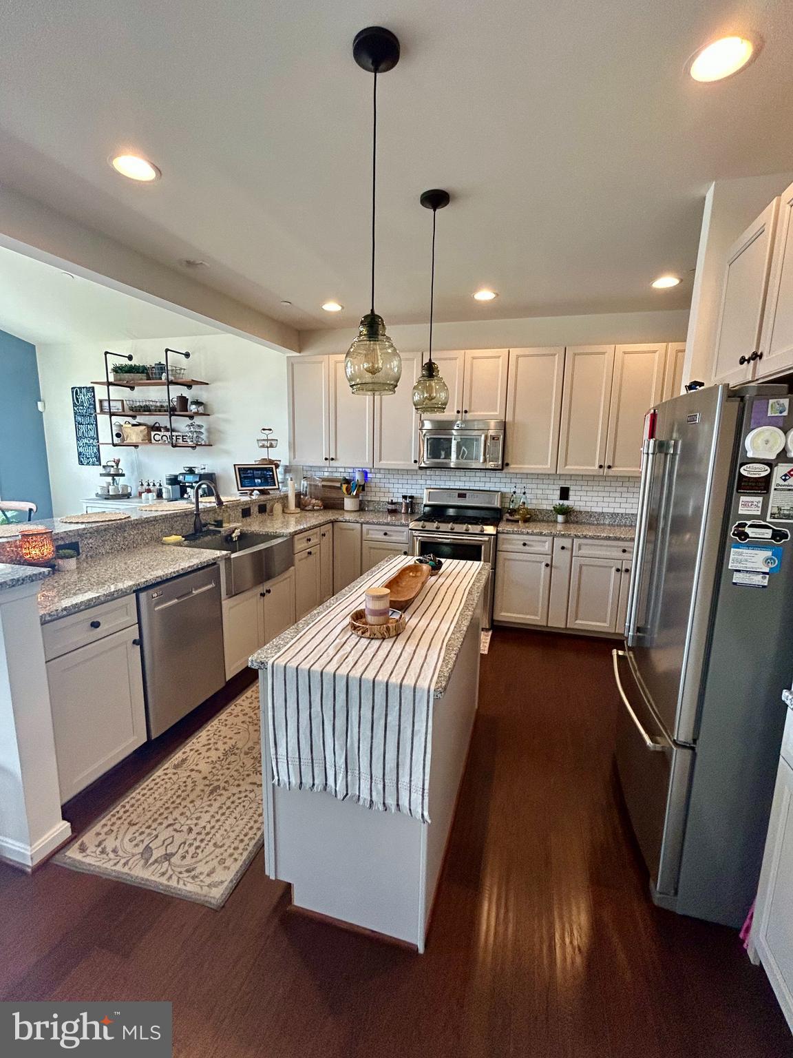 126 E BROOK DRIVE