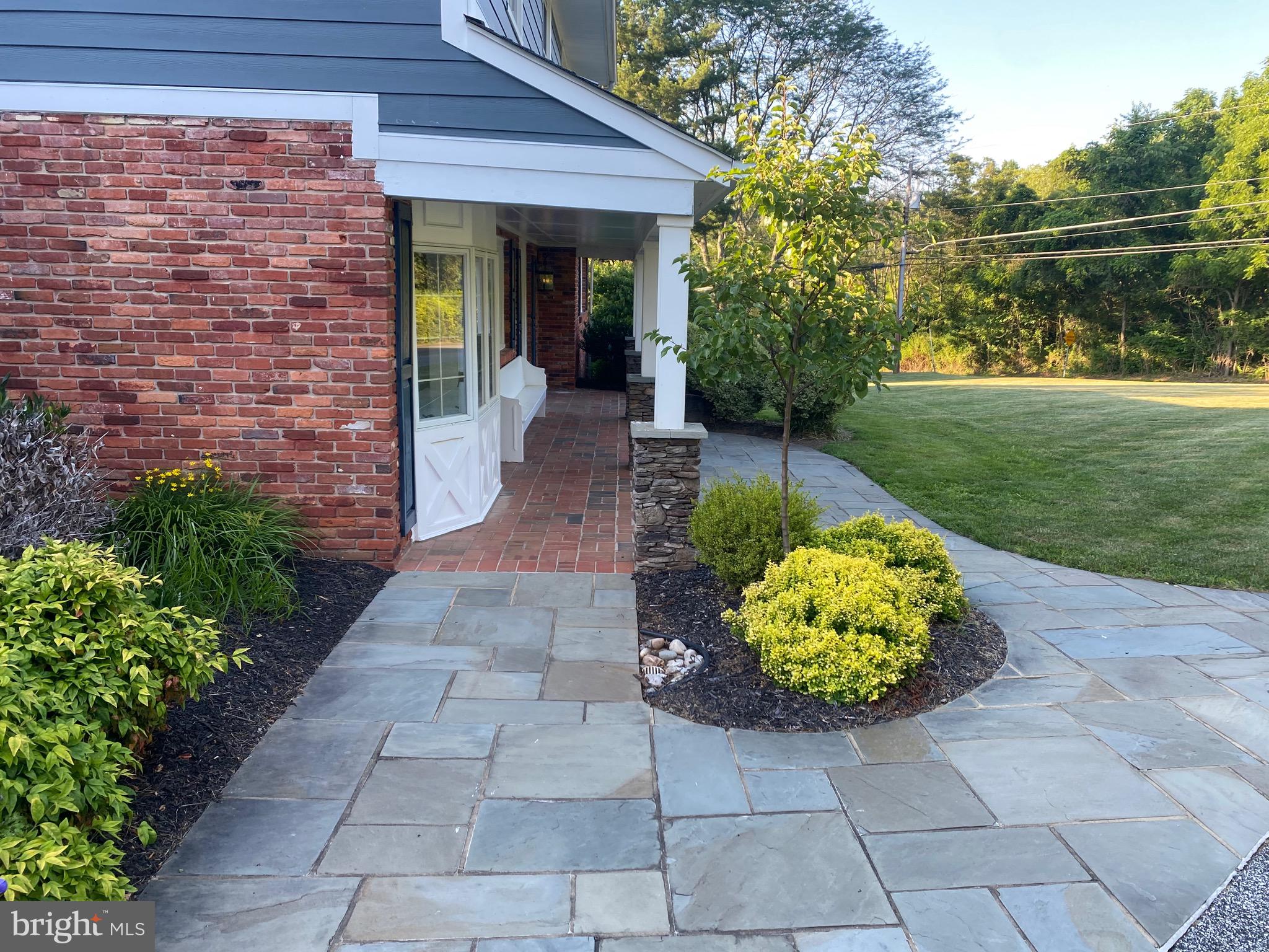 MONKTON - Residential Lease