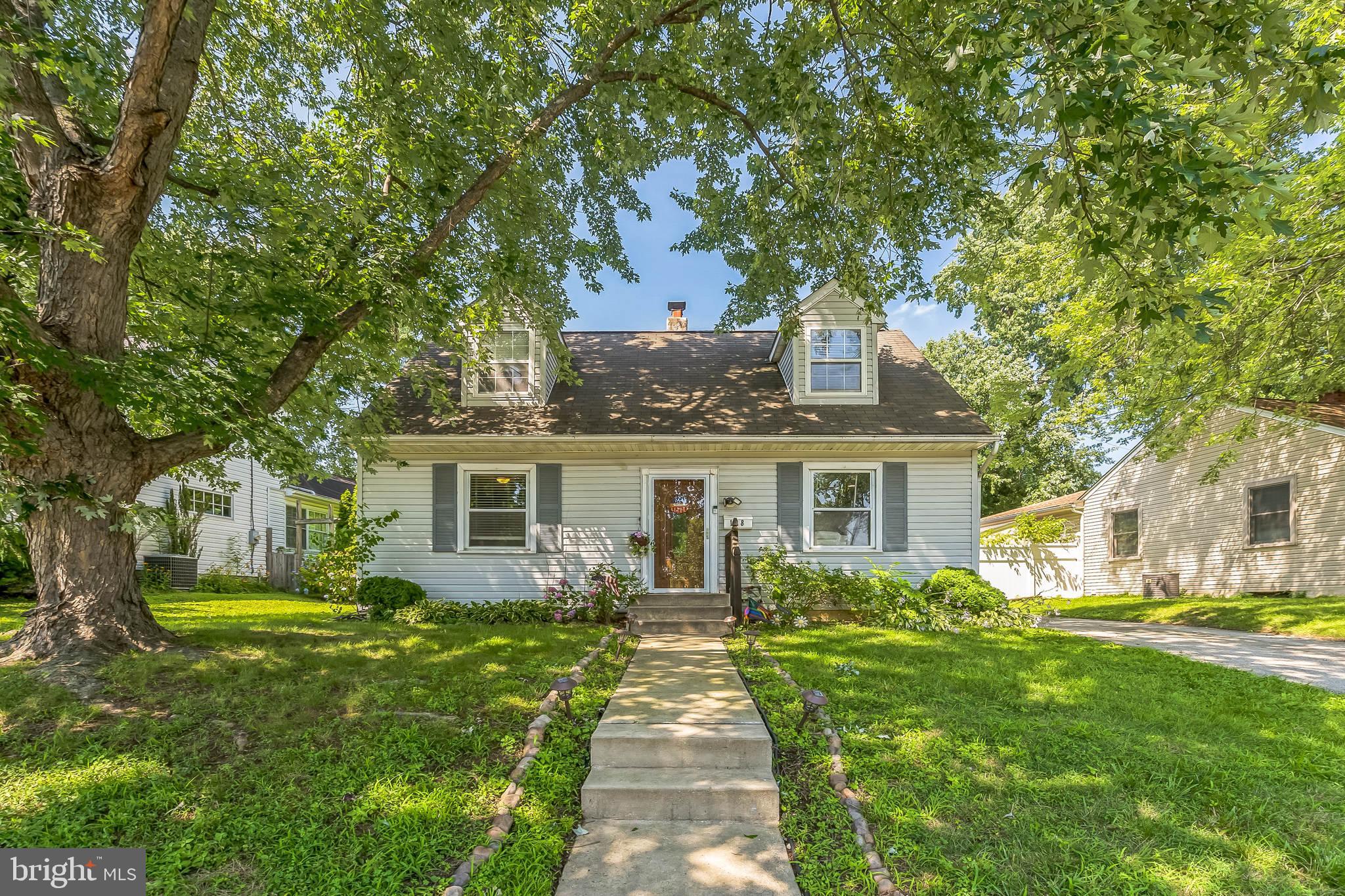 Welcome to this charming home tucked away on a quiet street in desirable Norwood borough, within the Located in the desirable Interboro School District, this charming Cape Cod instantly welcomes you with its curb appeal and character.
Inside, luxury vinyl flooring flows through much of the main level, starting in the cozy living room with an electric fireplace, recessed lighting, and ceiling fan—perfect for relaxing evenings. The updated kitchen features butcher block countertops, white cabinetry, a brick backsplash, and stainless steel appliances.
Two main-floor bedrooms provide flexible options including, a home office, and a convenient first-floor laundry. Upstairs, the spacious primary suite includes another electric fireplace, recessed lighting, ceiling fan, a fourth bedroom, and a second full bath.
Step outside to a fully fenced backyard ideal for entertaining, complete with a large deck, stone fire pit, and a spacious shed for storage.
Whether you're a first-time buyer or looking to downsize, this home offers comfort, charm, and versatility.
Ask about financing options with little to no money down!