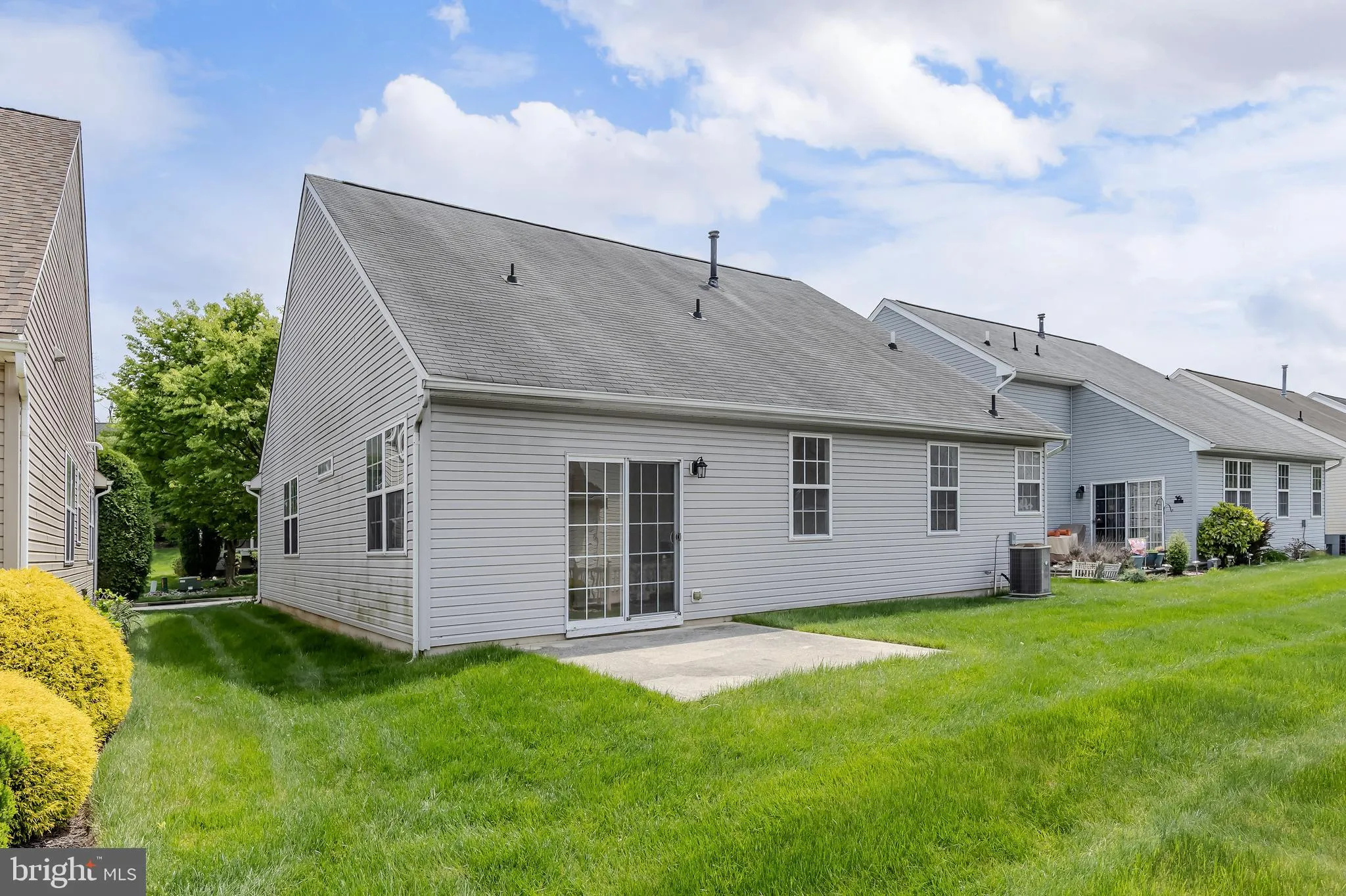 Deptford, New Jersey 08096, United States, 2 Bedrooms Bedrooms, ,2 BathroomsBathrooms,Residential,Pending,115126