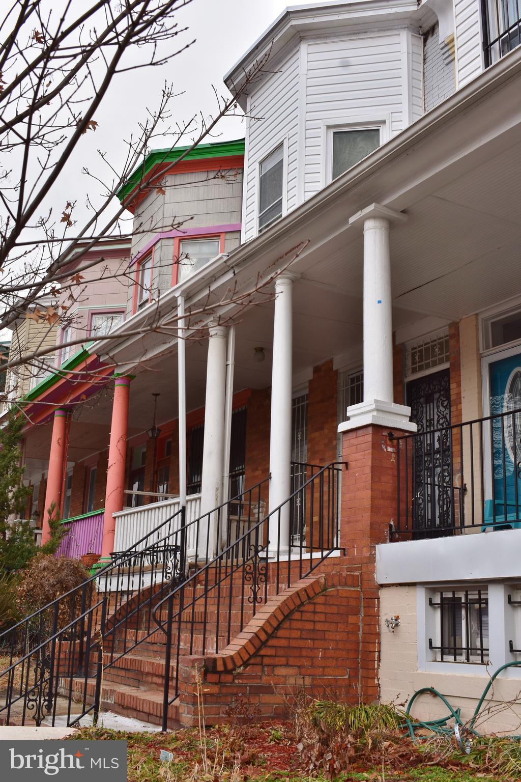 CHARLES VILLAGE - Residential Lease