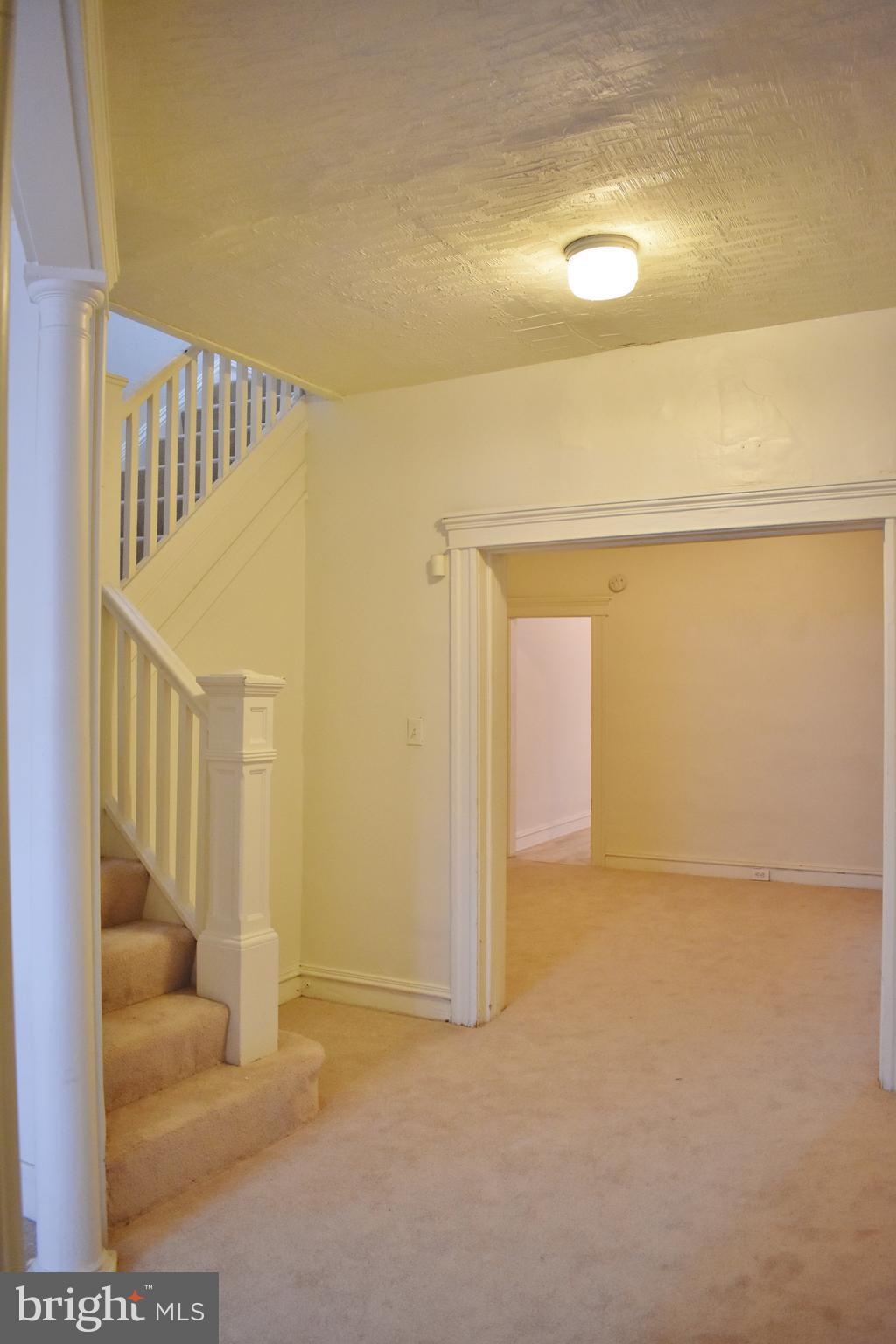 CHARLES VILLAGE - Residential Lease