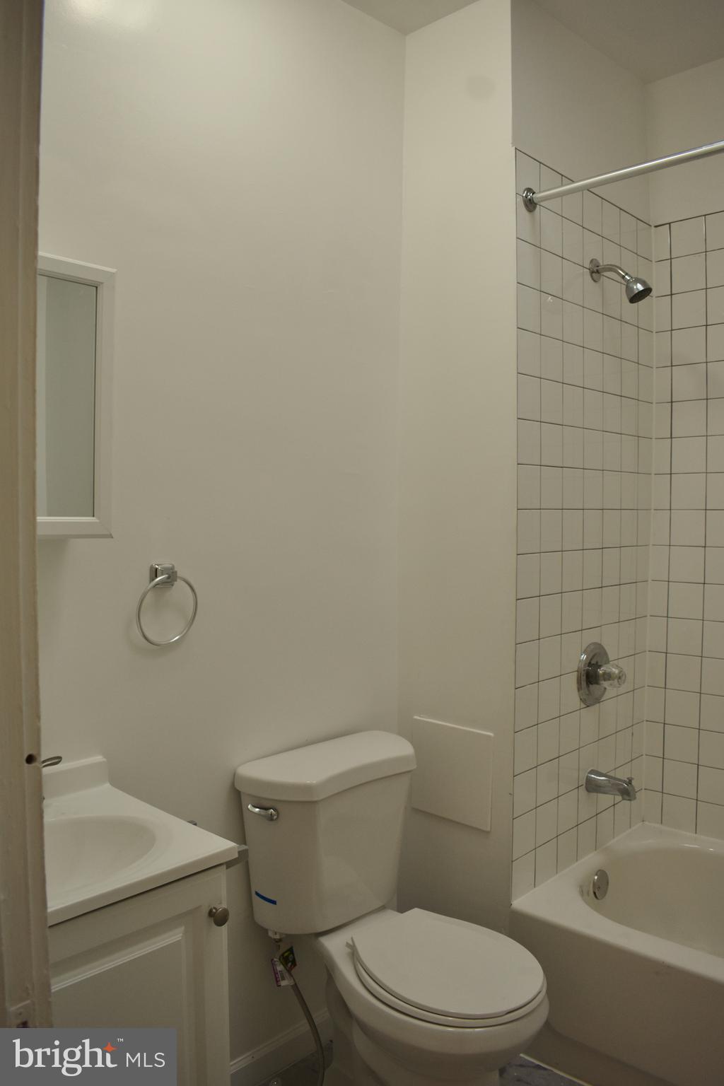 CHARLES VILLAGE - Residential Lease