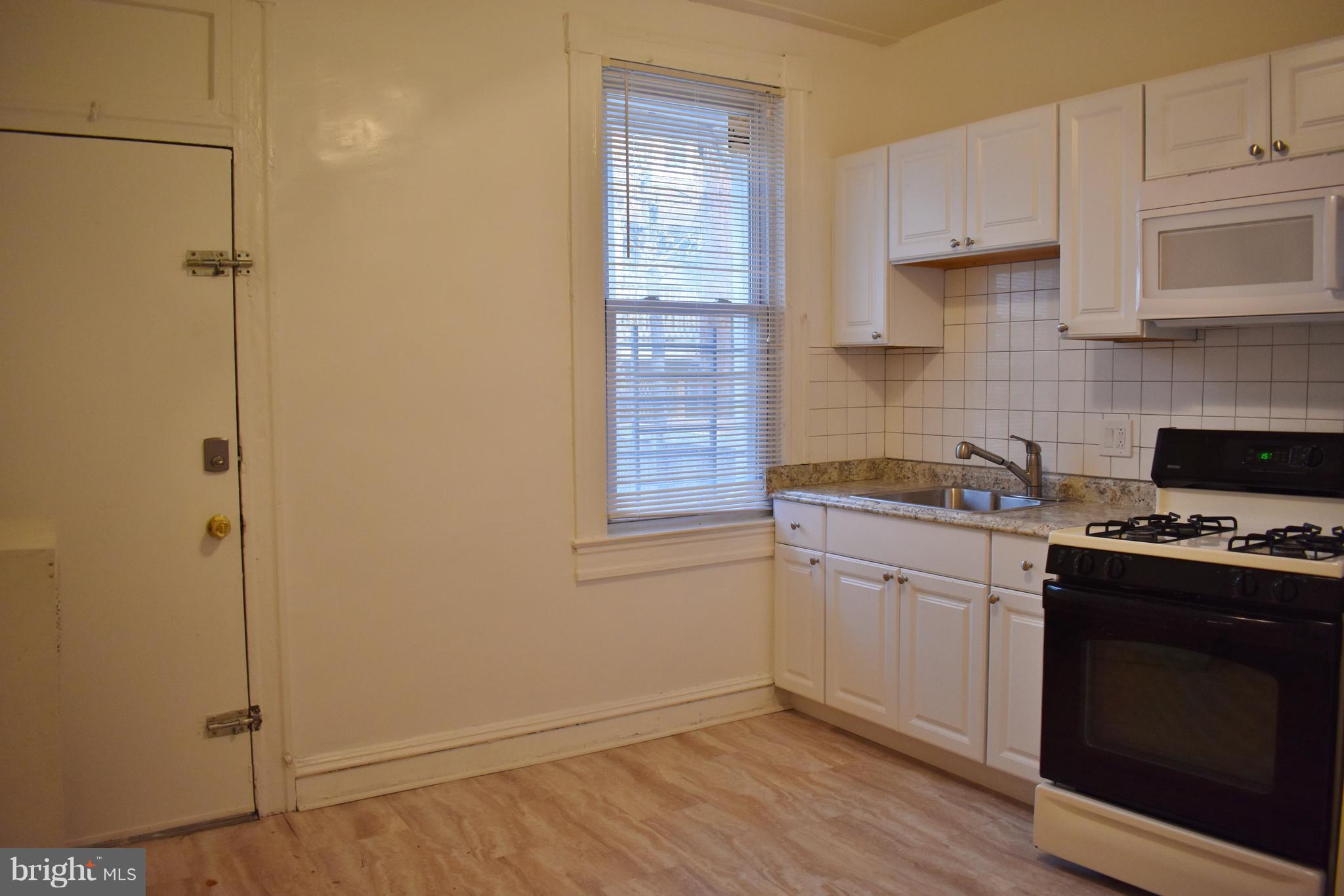 CHARLES VILLAGE - Residential Lease