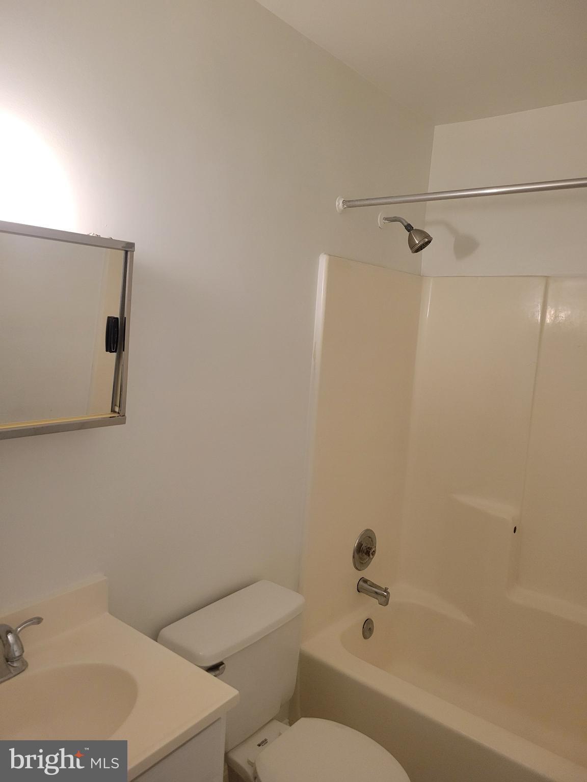 SUITLAND - Residential Lease